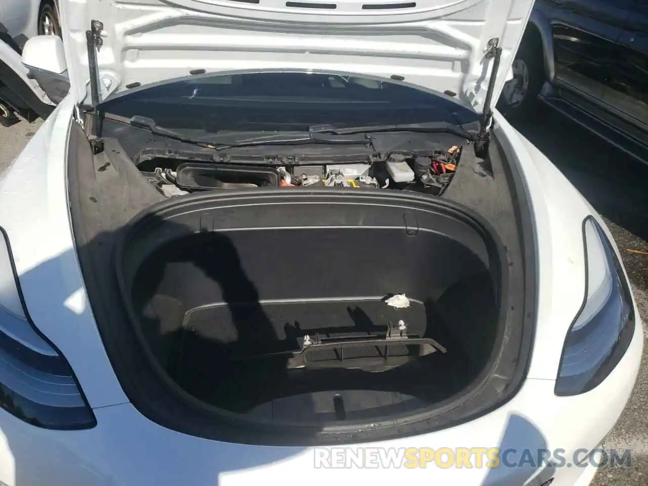 7 Photograph of a damaged car 5YJ3E1EA3KF208402 TESLA MODEL 3 2019