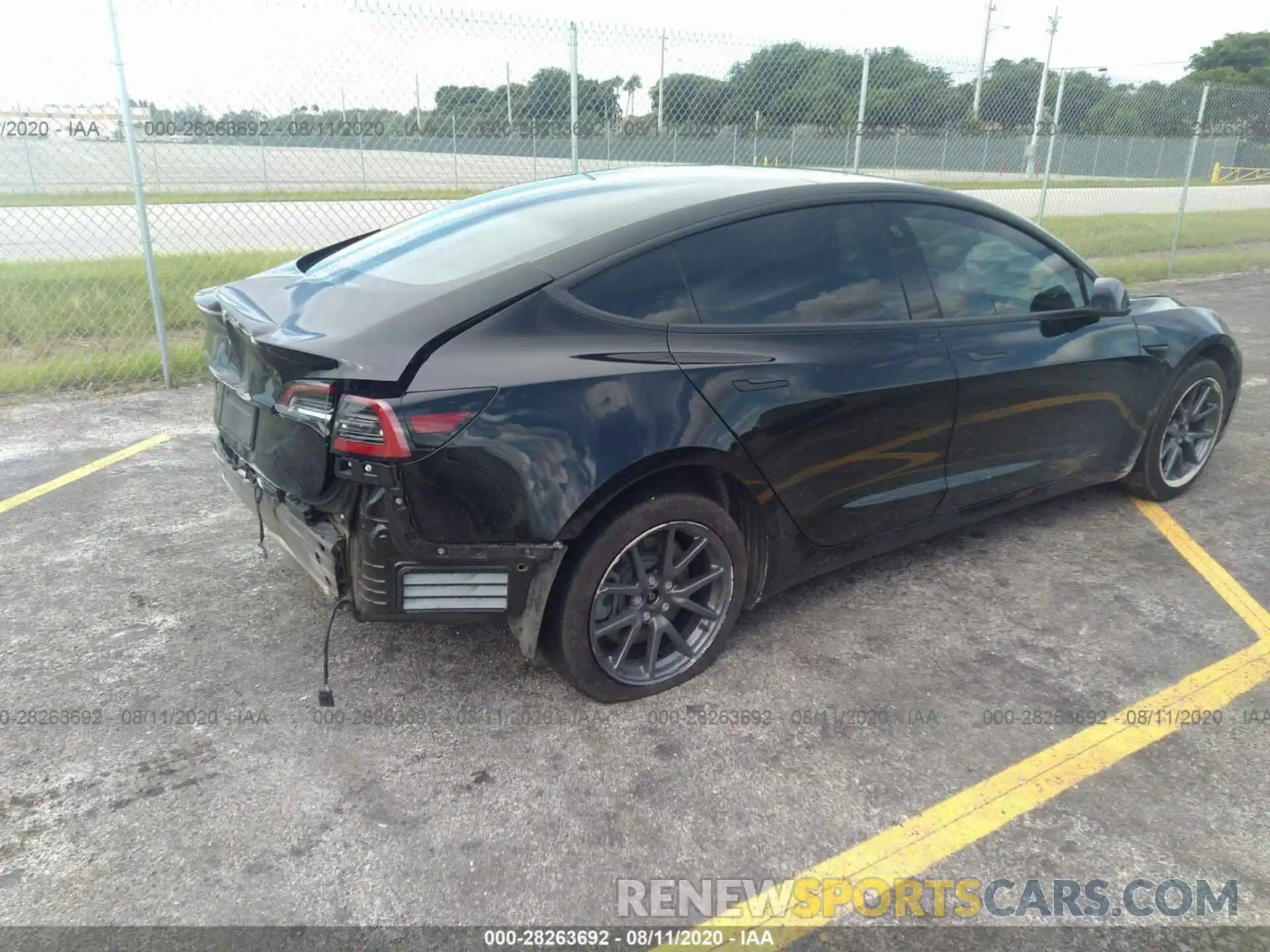 4 Photograph of a damaged car 5YJ3E1EA3KF296495 TESLA MODEL 3 2019