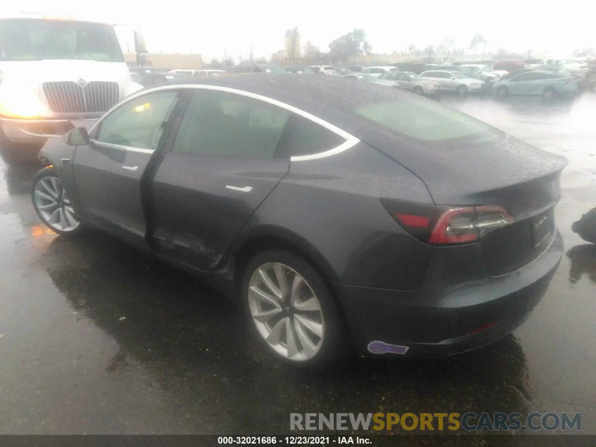 3 Photograph of a damaged car 5YJ3E1EA3KF300898 TESLA MODEL 3 2019