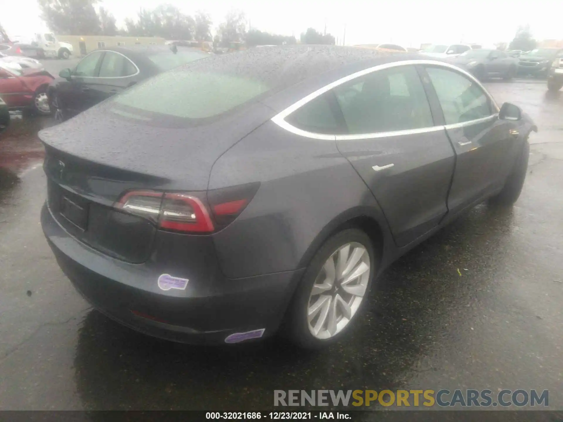 4 Photograph of a damaged car 5YJ3E1EA3KF300898 TESLA MODEL 3 2019