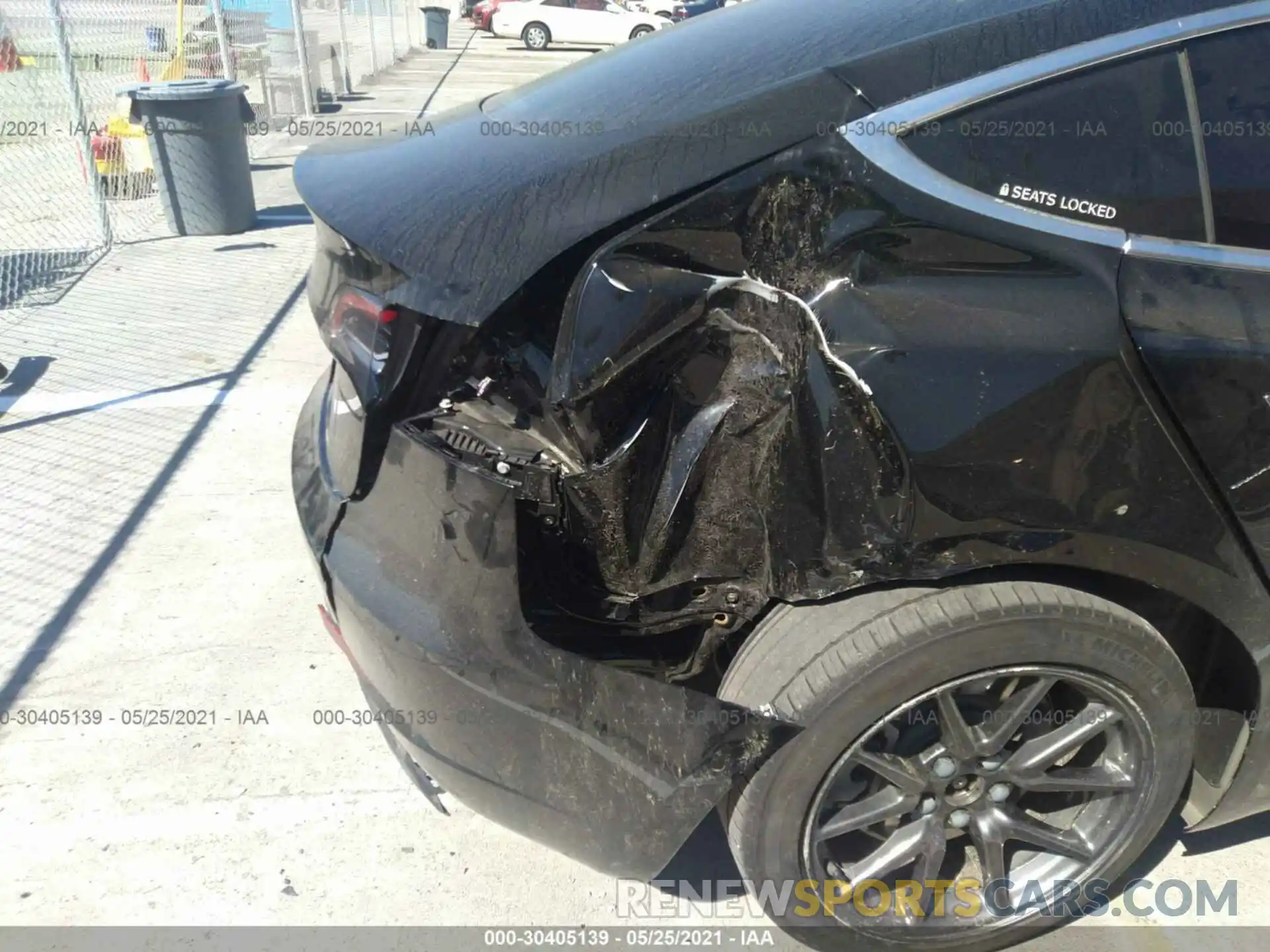 6 Photograph of a damaged car 5YJ3E1EA3KF305342 TESLA MODEL 3 2019