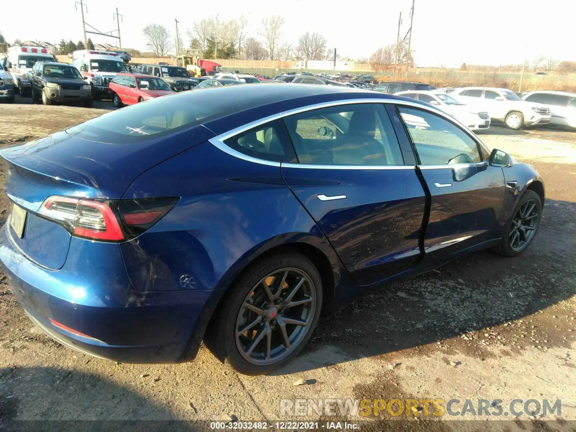 4 Photograph of a damaged car 5YJ3E1EA3KF309276 TESLA MODEL 3 2019