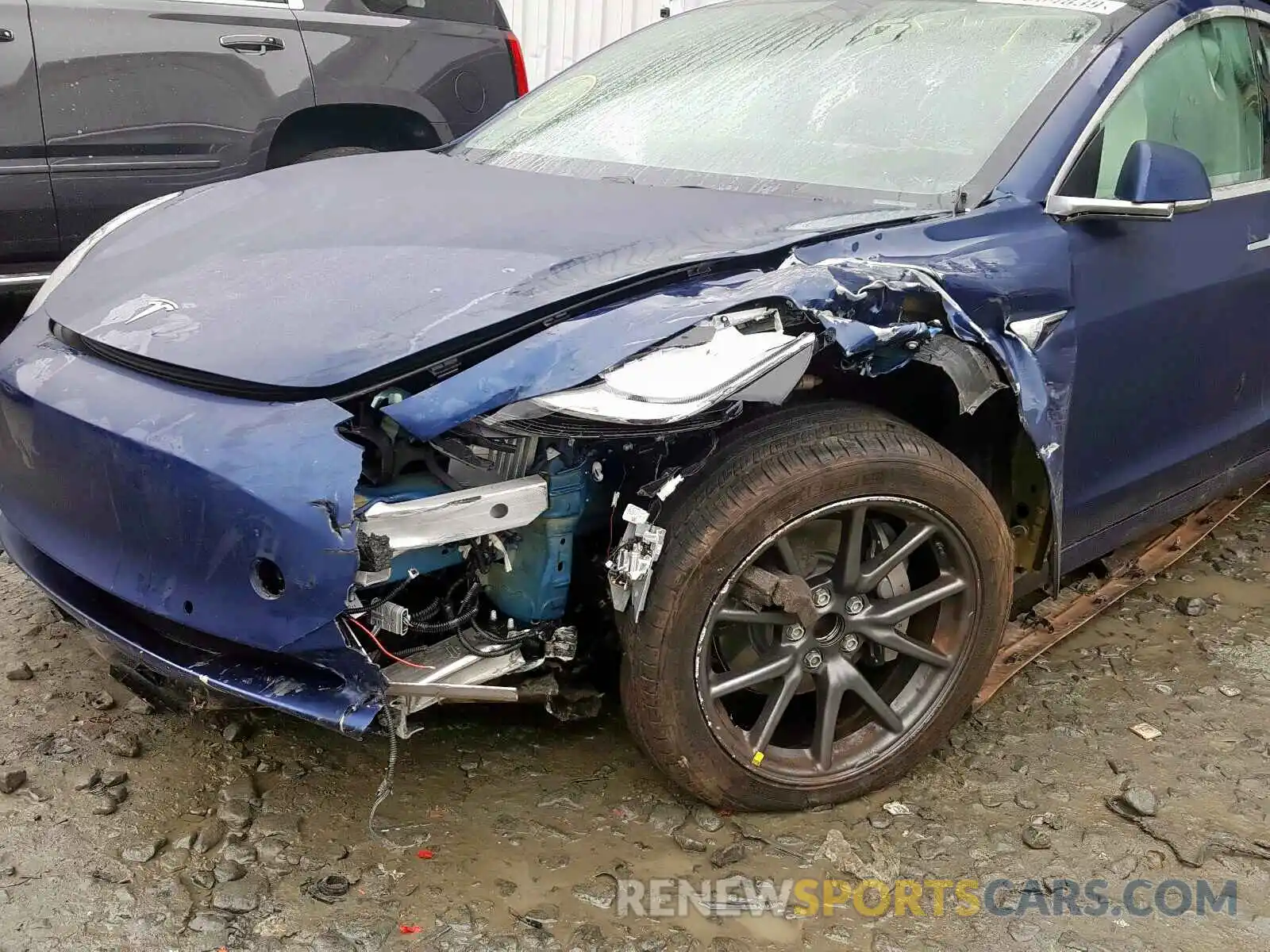 9 Photograph of a damaged car 5YJ3E1EA3KF309312 TESLA MODEL 3 2019