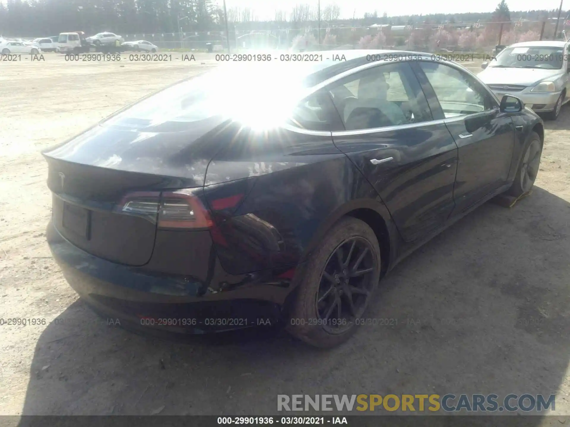 4 Фотография поврежденного автомобиля 5YJ3E1EA3KF312002 TESLA MODEL 3 2019