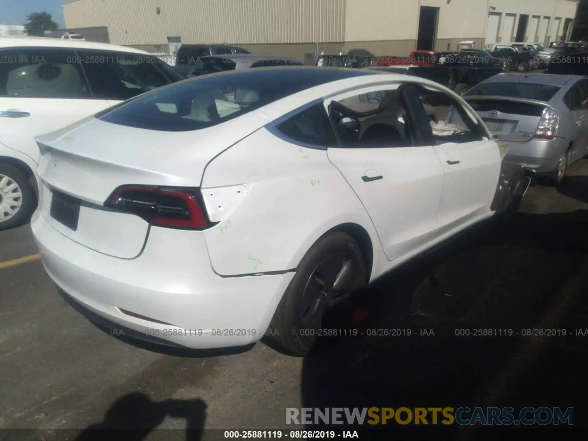 4 Photograph of a damaged car 5YJ3E1EA3KF312498 TESLA MODEL 3 2019