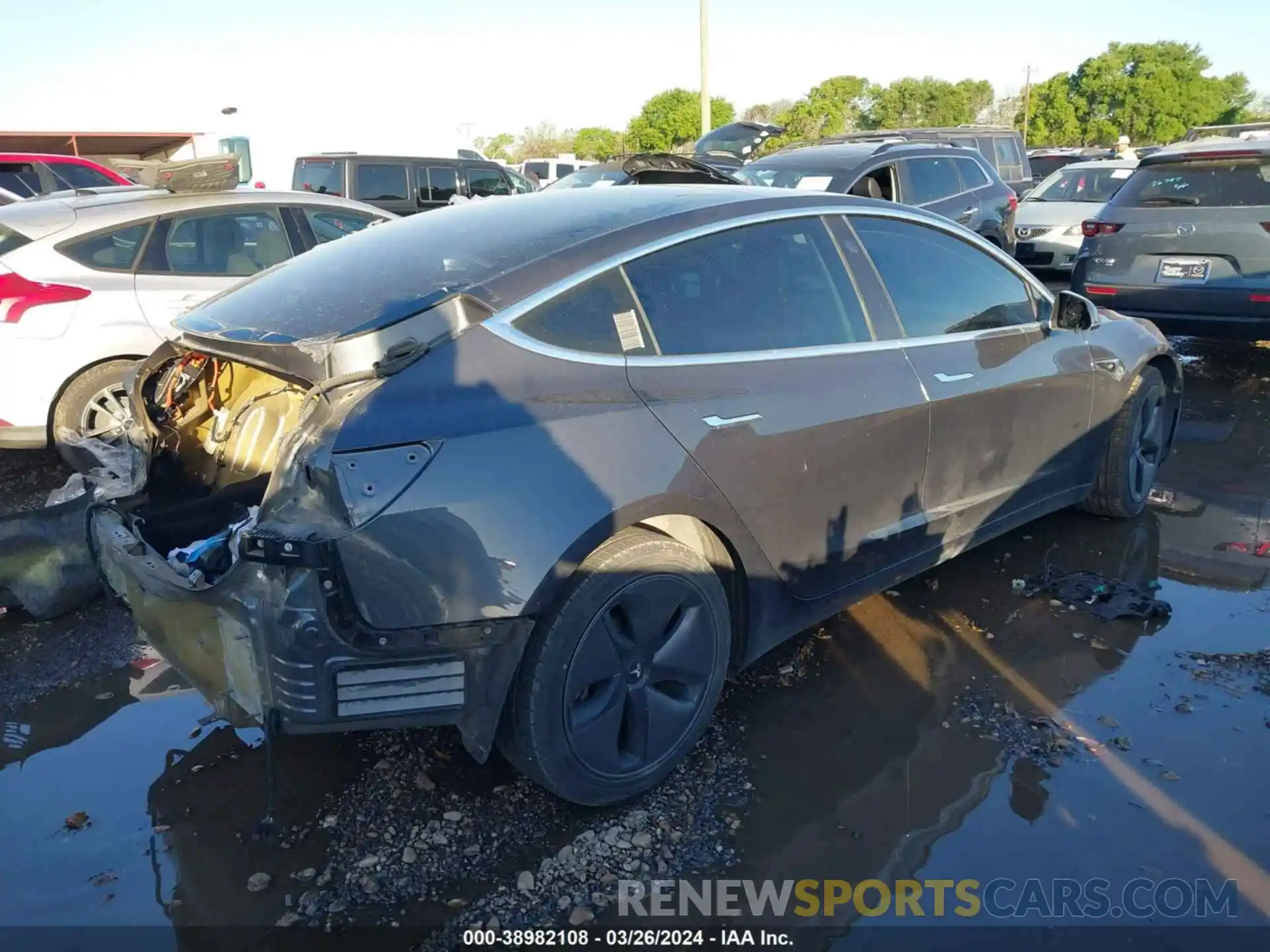 4 Photograph of a damaged car 5YJ3E1EA3KF313506 TESLA MODEL 3 2019