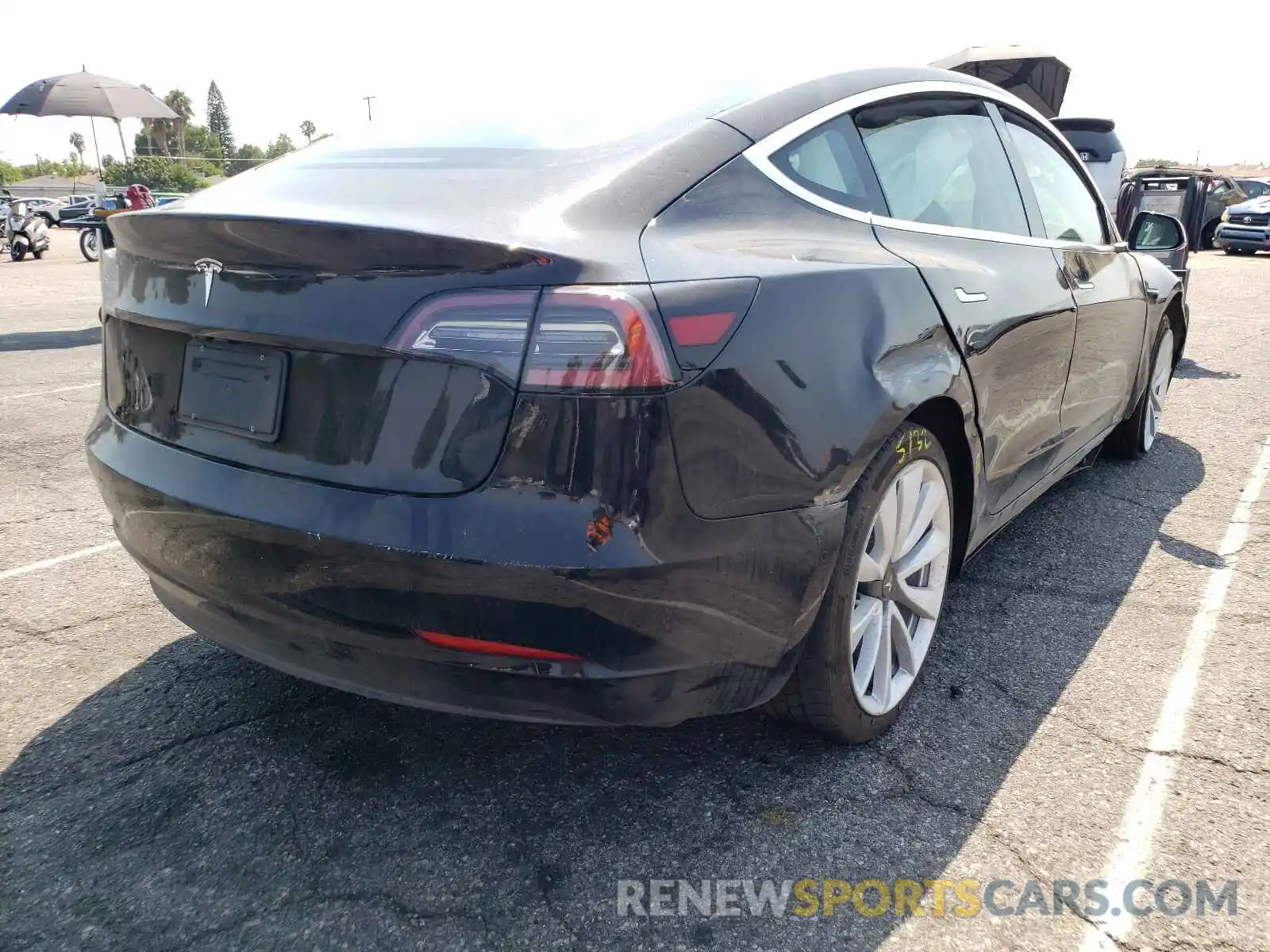 4 Photograph of a damaged car 5YJ3E1EA3KF317605 TESLA MODEL 3 2019