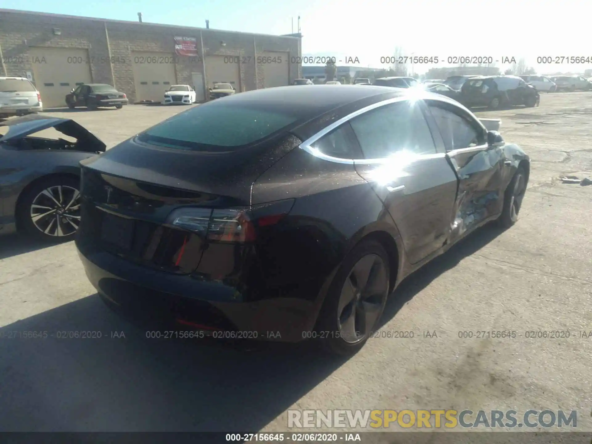 4 Фотография поврежденного автомобиля 5YJ3E1EA3KF327826 TESLA MODEL 3 2019