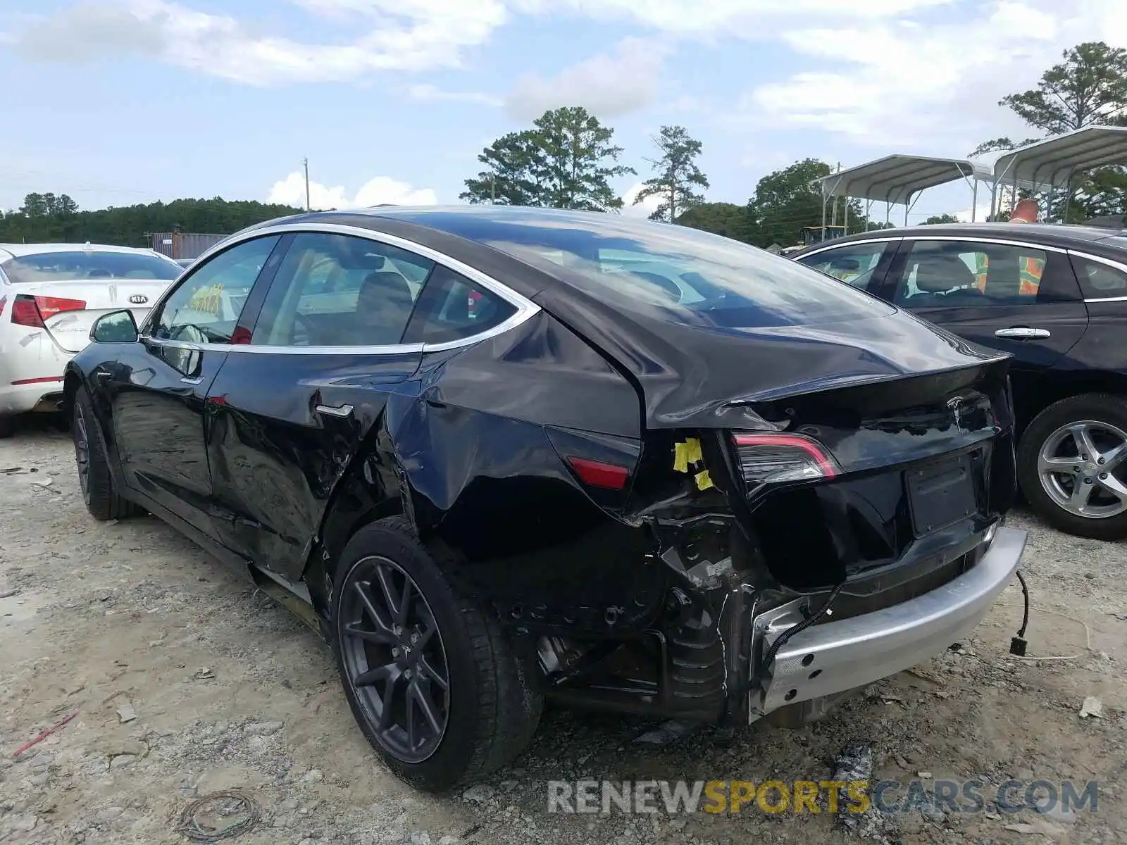 3 Photograph of a damaged car 5YJ3E1EA3KF337630 TESLA MODEL 3 2019