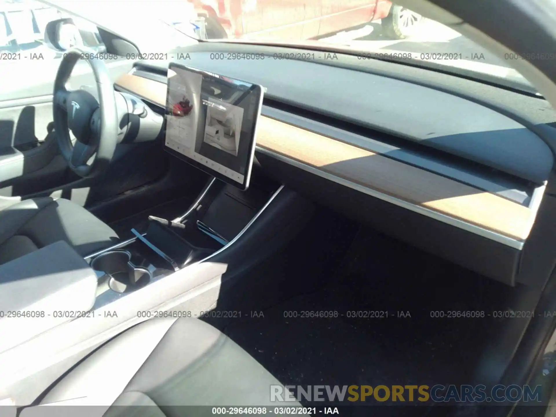 5 Photograph of a damaged car 5YJ3E1EA3KF338180 TESLA MODEL 3 2019