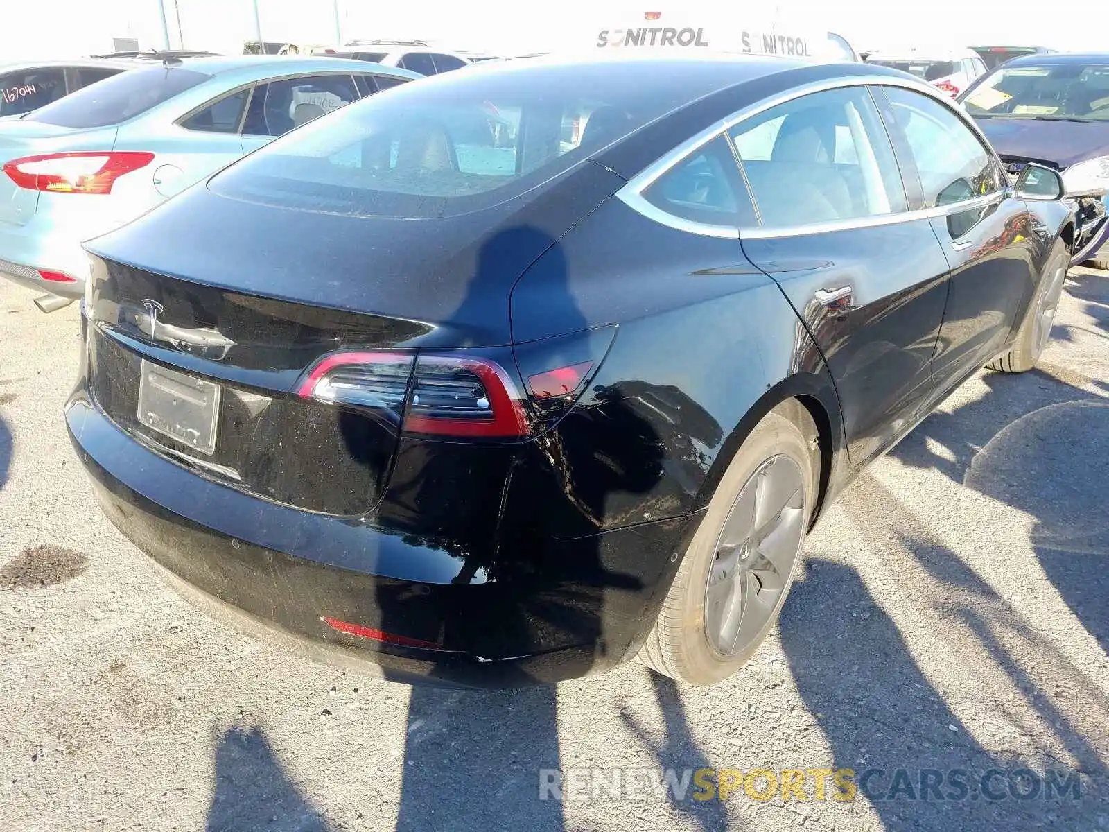 4 Photograph of a damaged car 5YJ3E1EA3KF394622 TESLA MODEL 3 2019