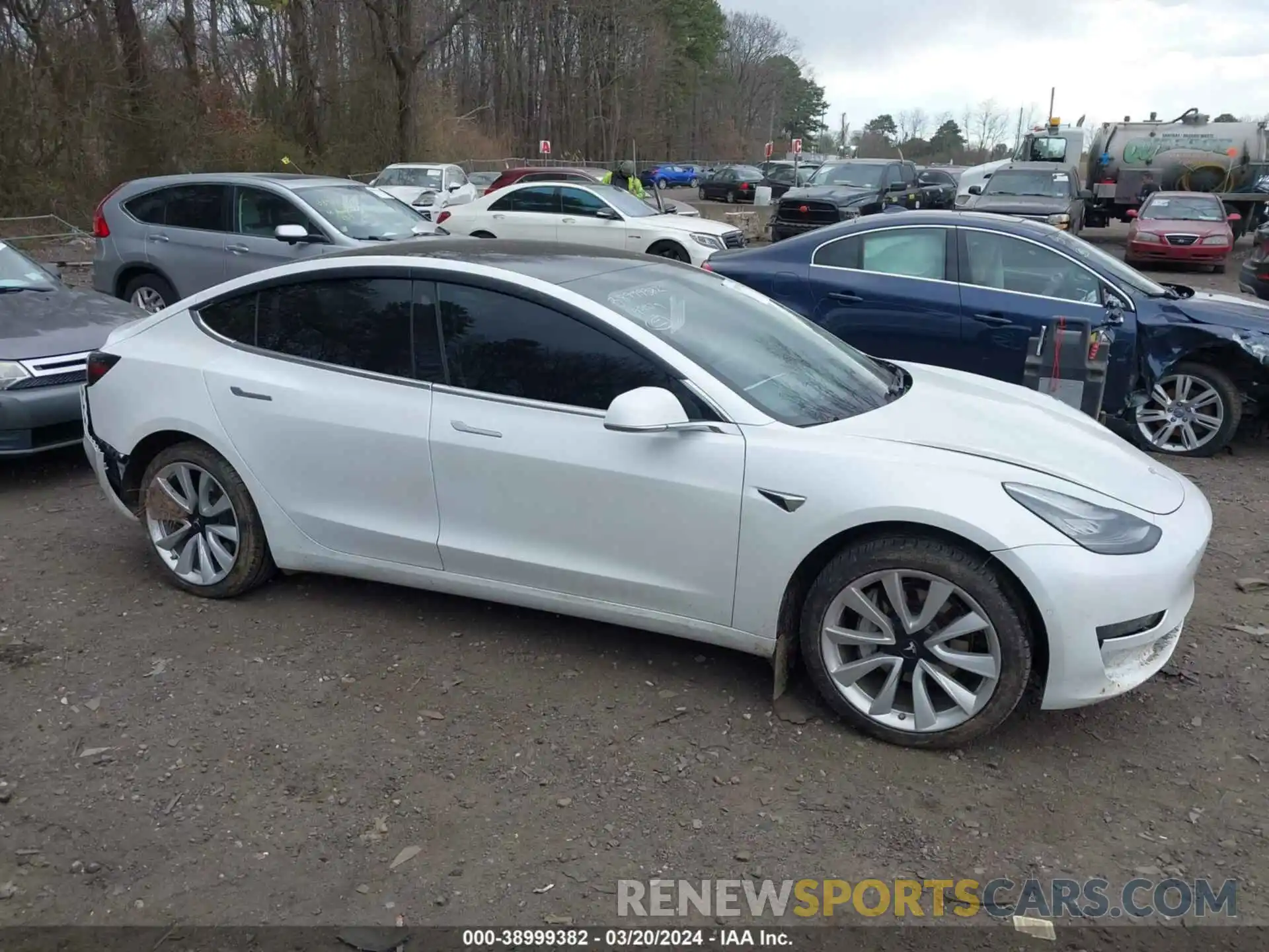 13 Photograph of a damaged car 5YJ3E1EA3KF436464 TESLA MODEL 3 2019