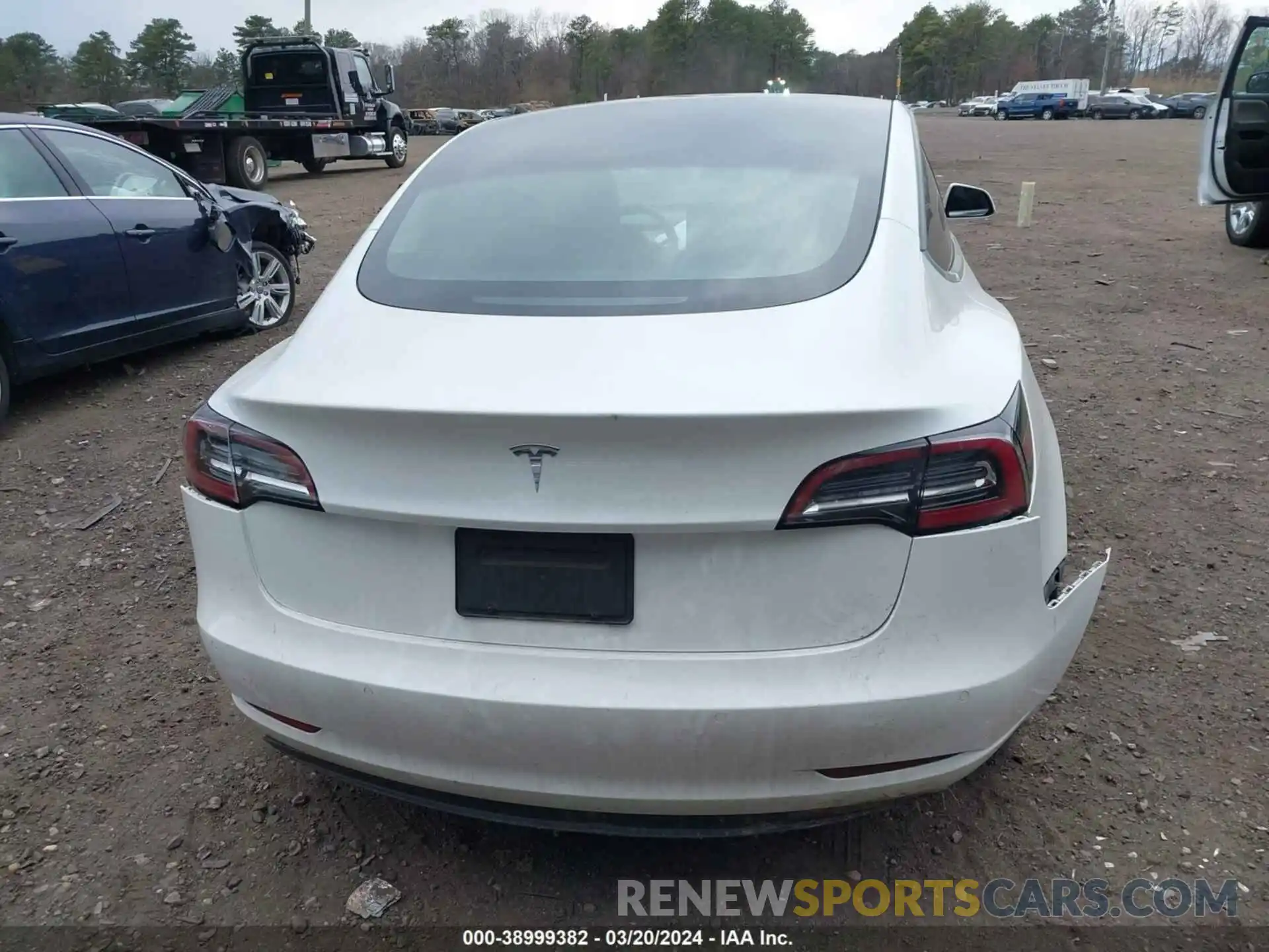 16 Photograph of a damaged car 5YJ3E1EA3KF436464 TESLA MODEL 3 2019