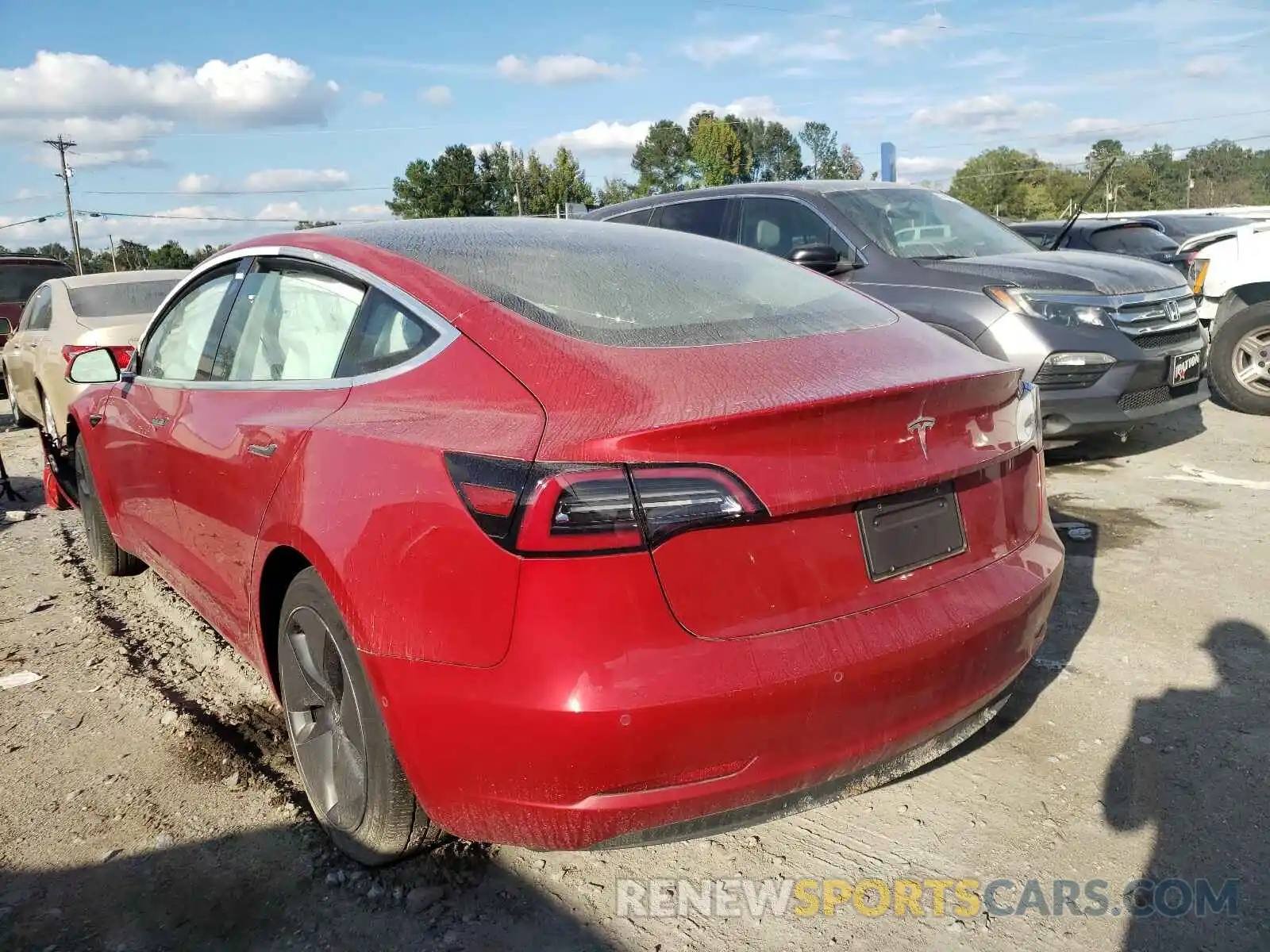 3 Photograph of a damaged car 5YJ3E1EA3KF444757 TESLA MODEL 3 2019