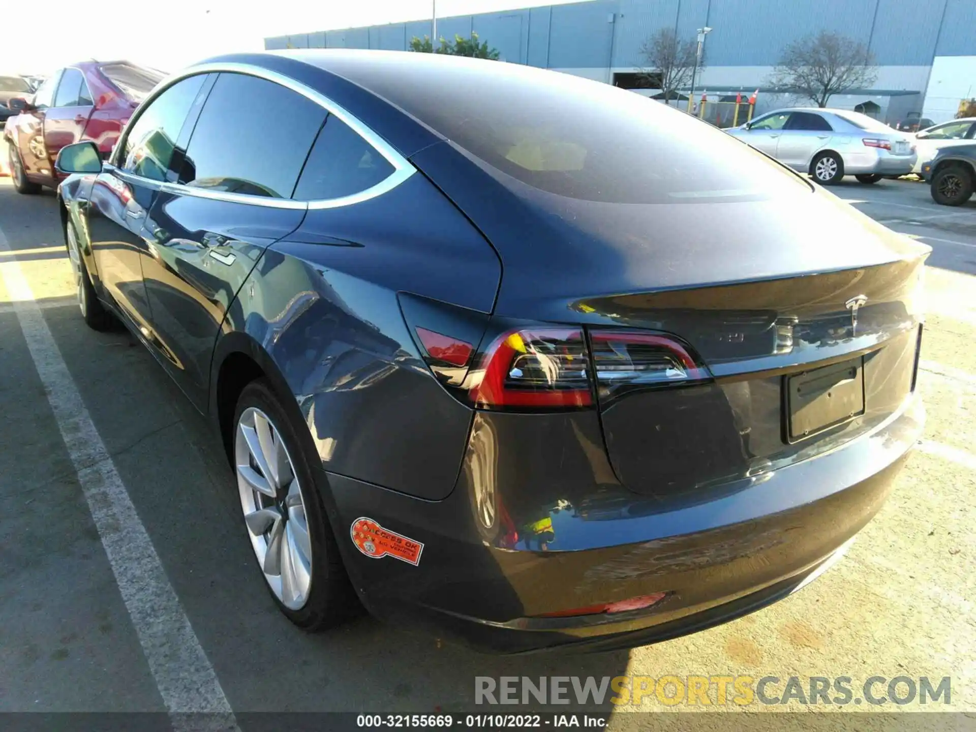 3 Photograph of a damaged car 5YJ3E1EA3KF475975 TESLA MODEL 3 2019