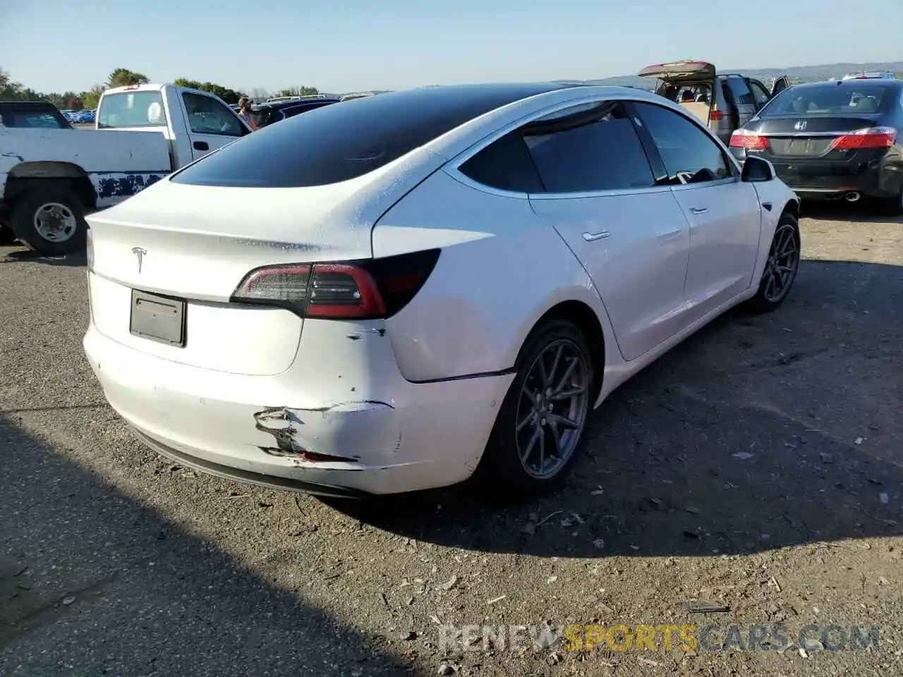 4 Photograph of a damaged car 5YJ3E1EA3KF482912 TESLA MODEL 3 2019