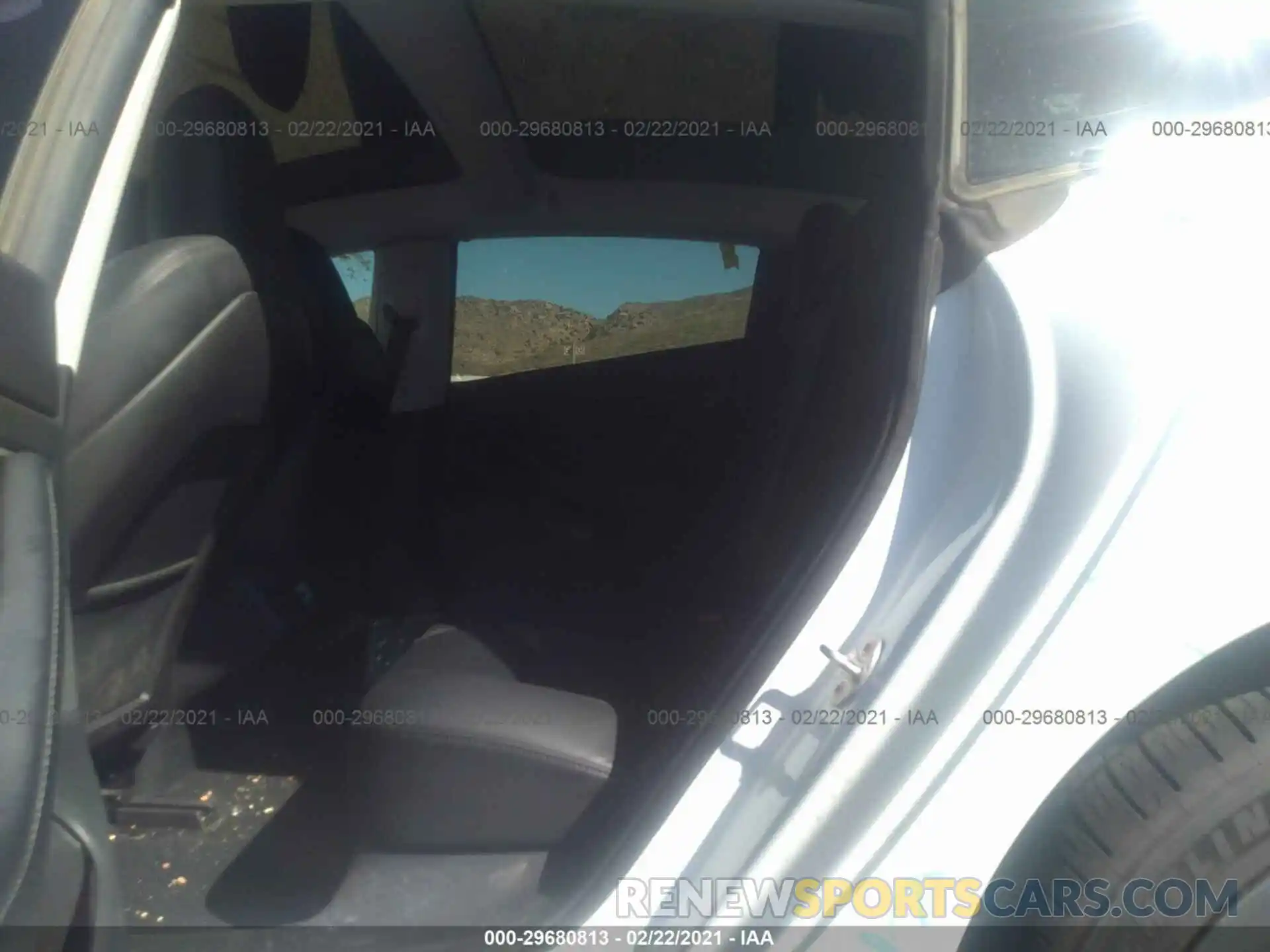 8 Photograph of a damaged car 5YJ3E1EA3KF485213 TESLA MODEL 3 2019