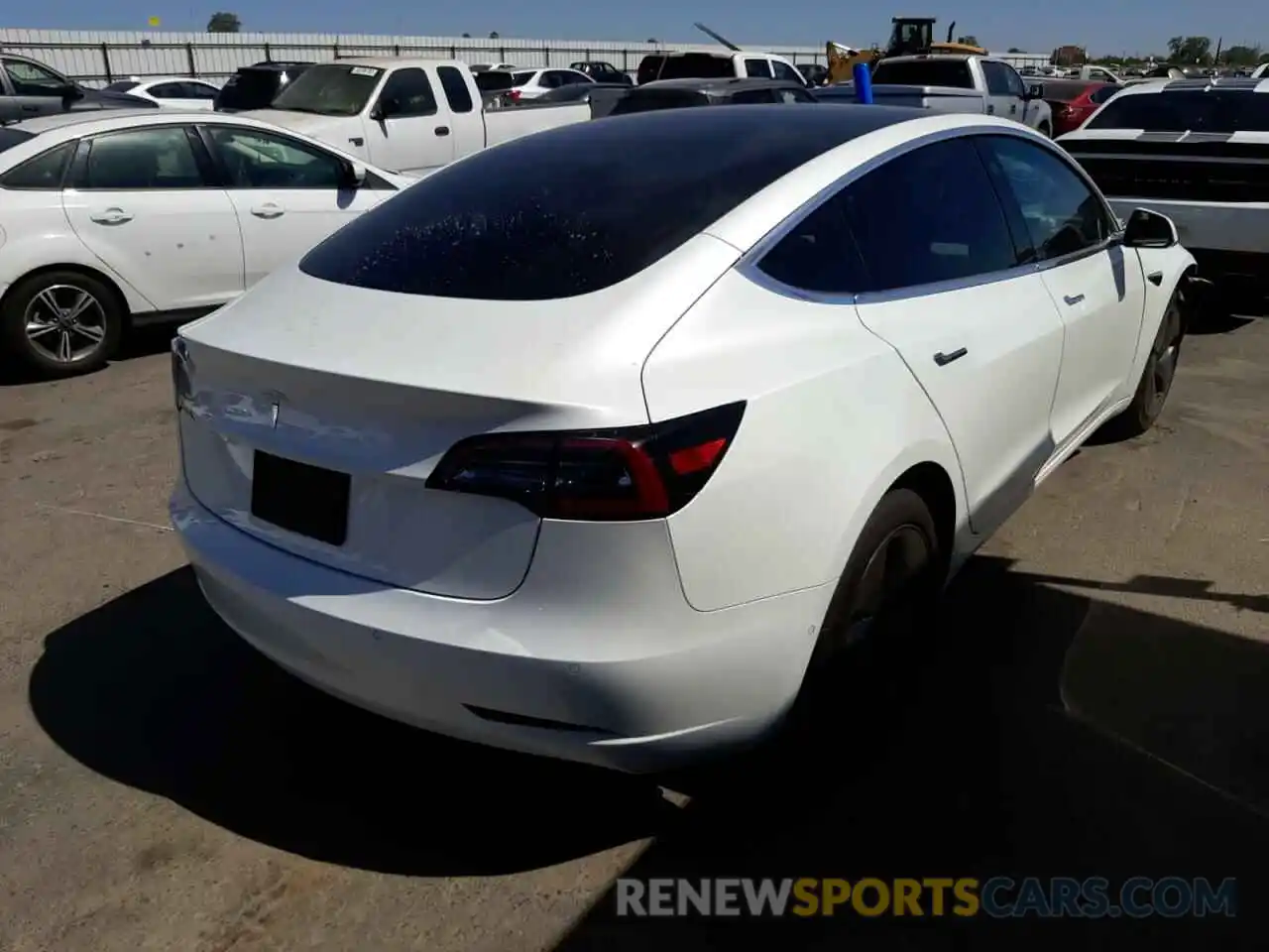 4 Photograph of a damaged car 5YJ3E1EA3KF509333 TESLA MODEL 3 2019