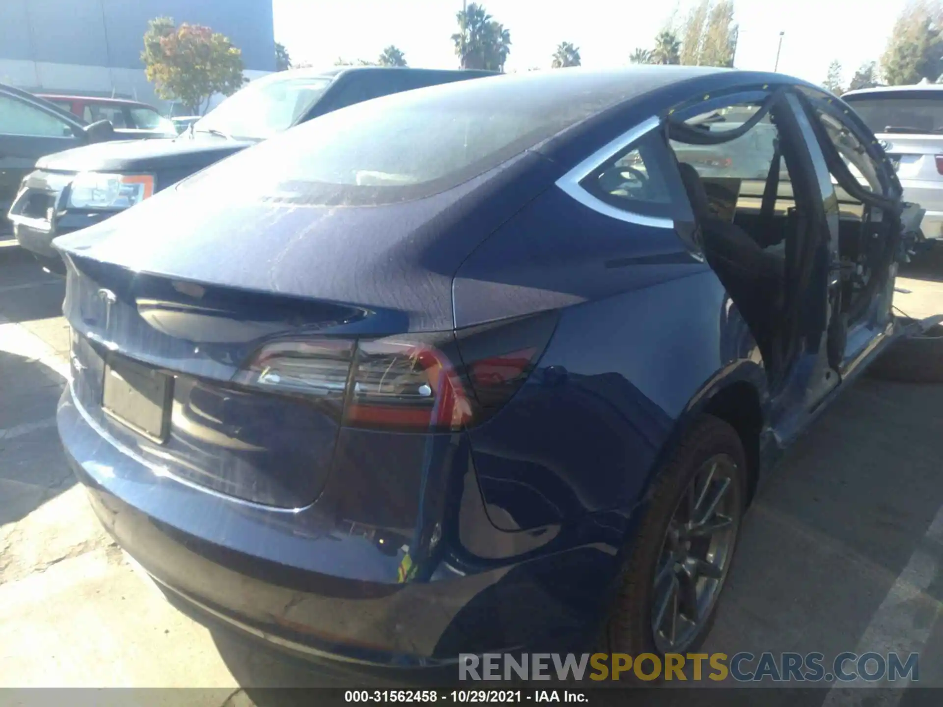 4 Photograph of a damaged car 5YJ3E1EA4KF193585 TESLA MODEL 3 2019