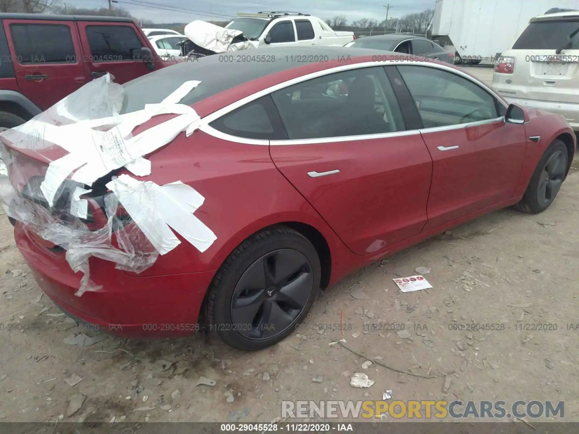 4 Фотография поврежденного автомобиля 5YJ3E1EA4KF298966 TESLA MODEL 3 2019