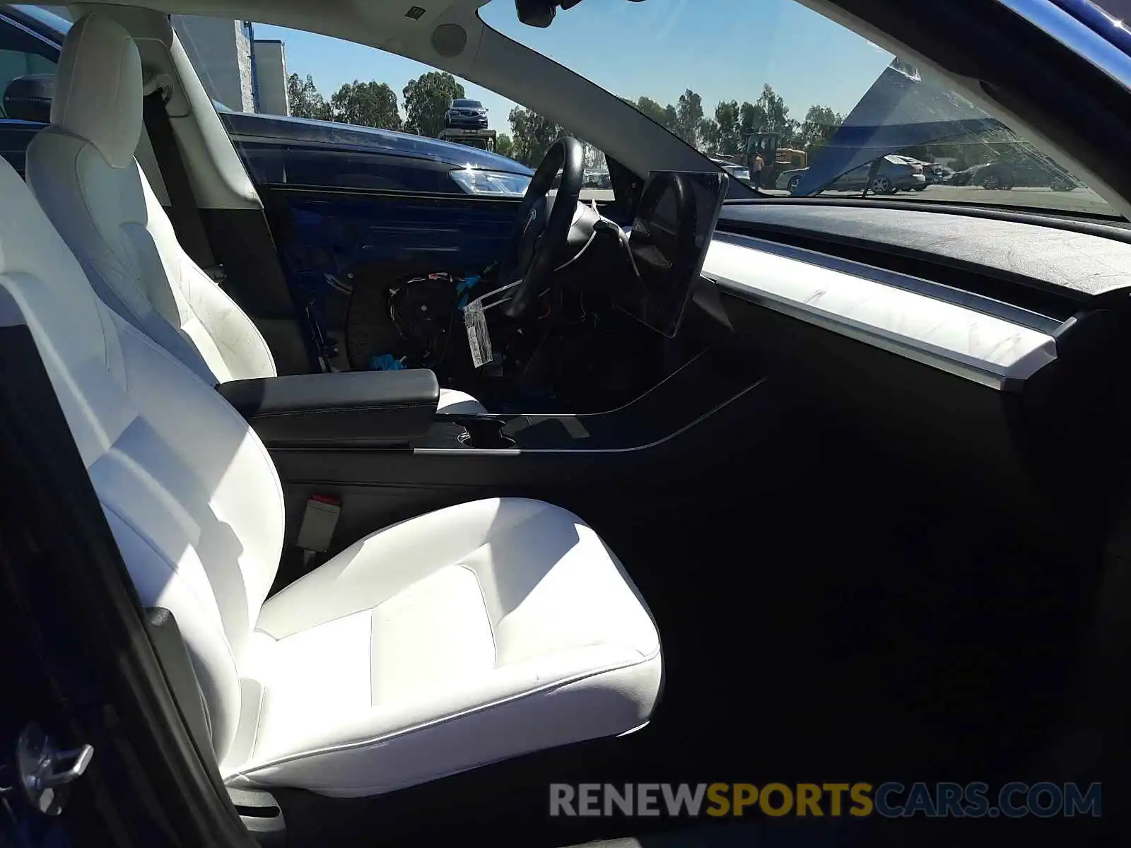 5 Photograph of a damaged car 5YJ3E1EA4KF302529 TESLA MODEL 3 2019