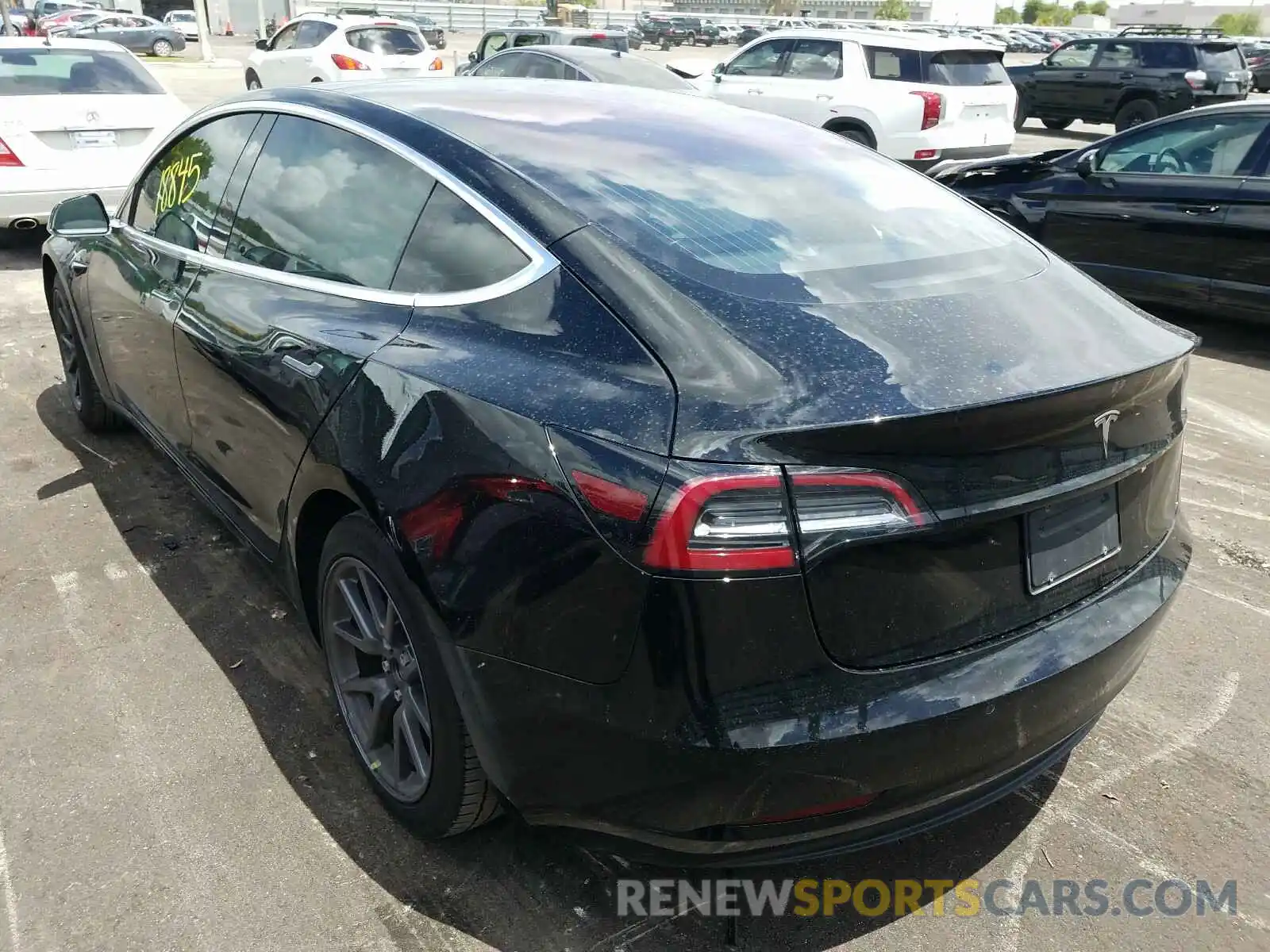 3 Photograph of a damaged car 5YJ3E1EA4KF305852 TESLA MODEL 3 2019