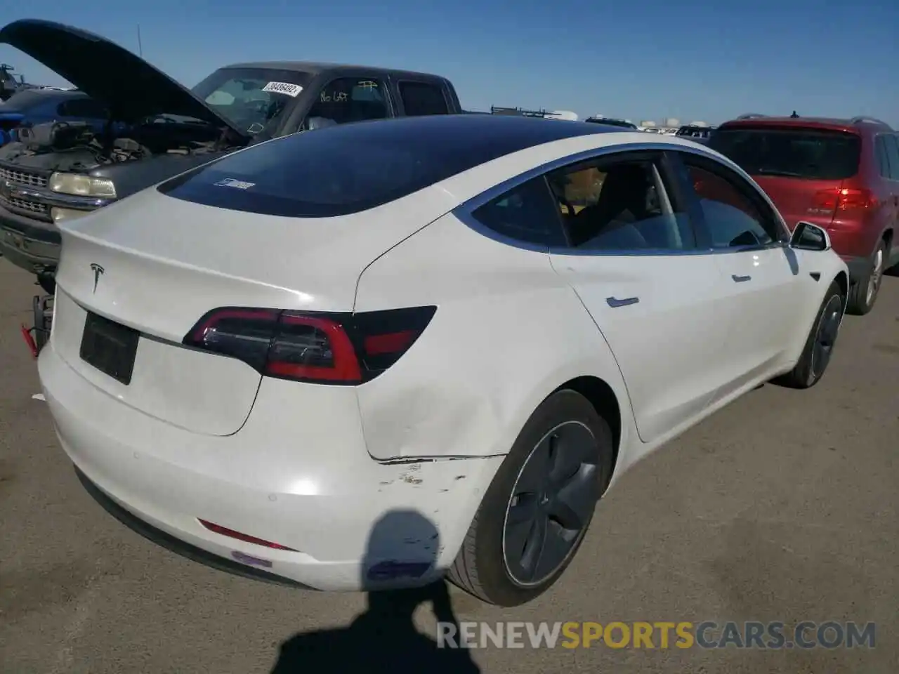 4 Photograph of a damaged car 5YJ3E1EA4KF309805 TESLA MODEL 3 2019