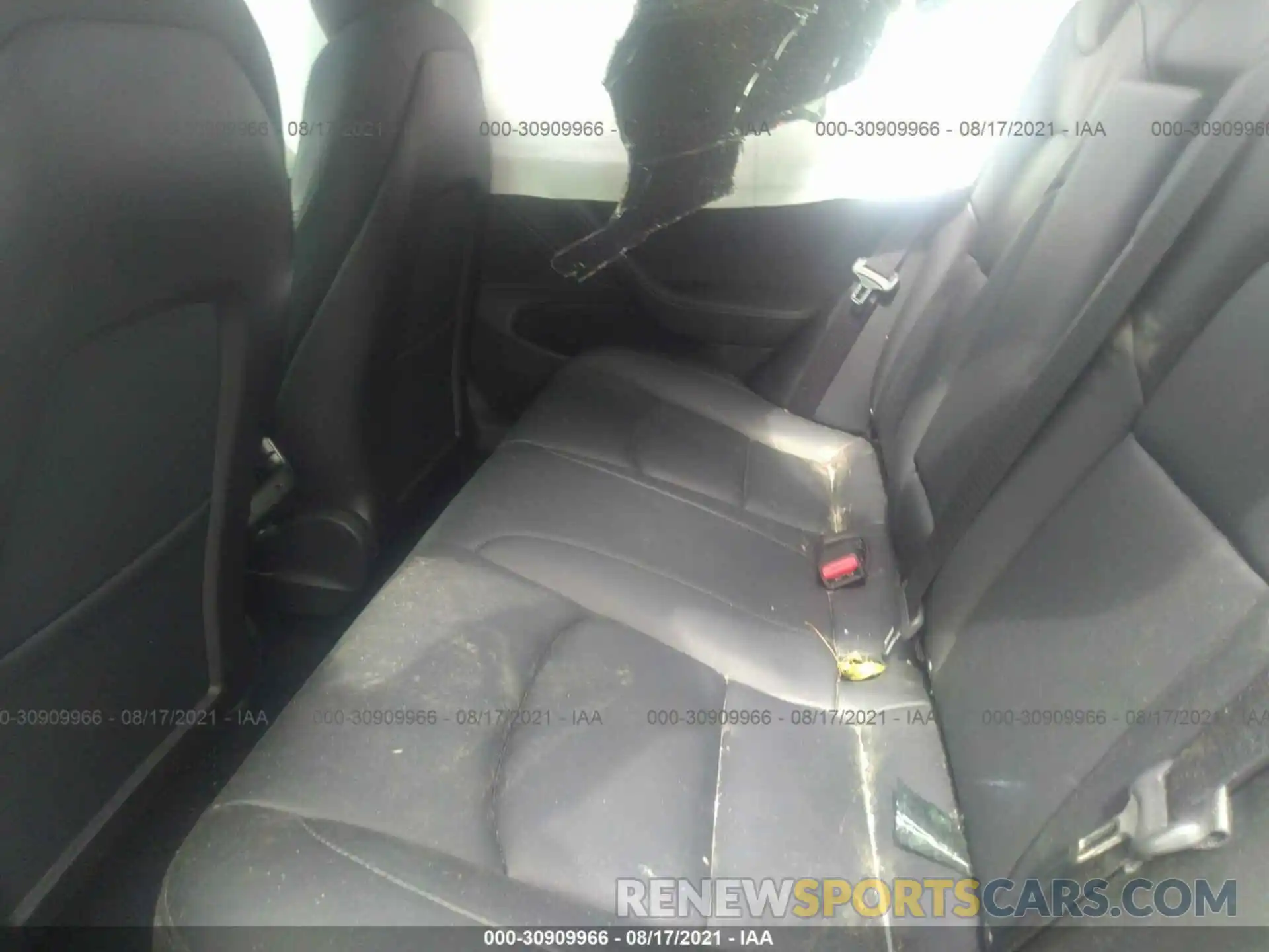 8 Photograph of a damaged car 5YJ3E1EA4KF310985 TESLA MODEL 3 2019