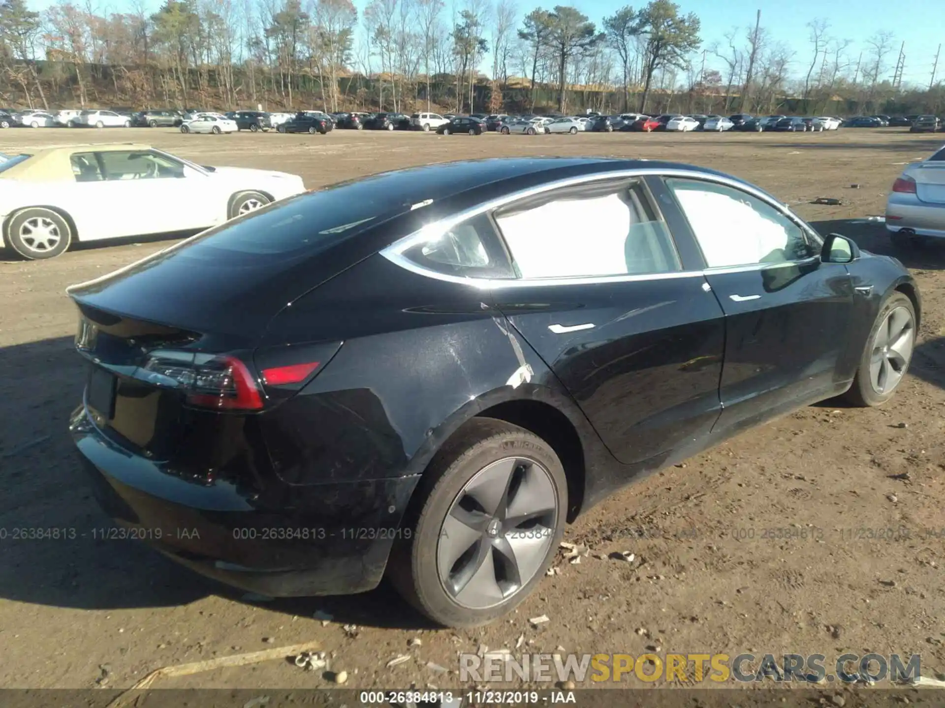 4 Photograph of a damaged car 5YJ3E1EA4KF313255 TESLA MODEL 3 2019