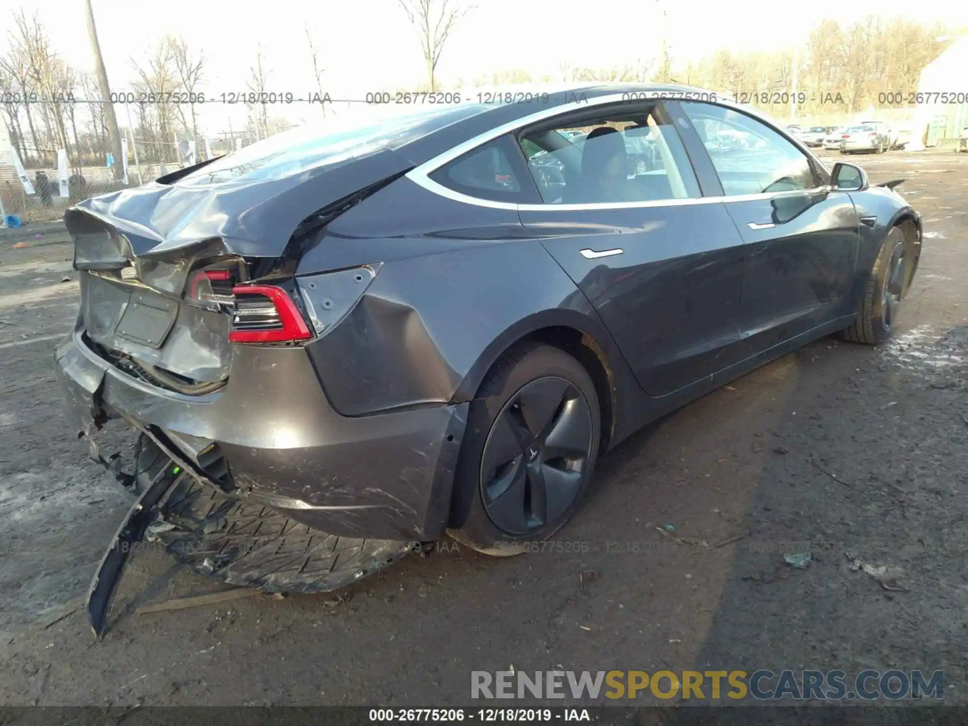 4 Фотография поврежденного автомобиля 5YJ3E1EA4KF313496 TESLA MODEL 3 2019