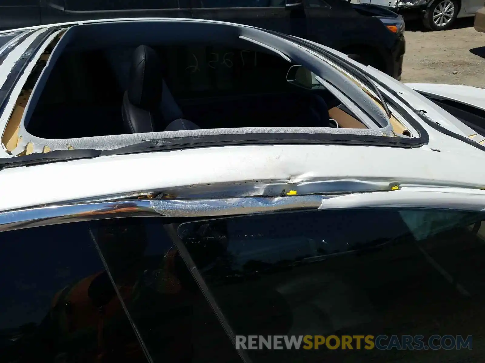 9 Photograph of a damaged car 5YJ3E1EA4KF326622 TESLA MODEL 3 2019