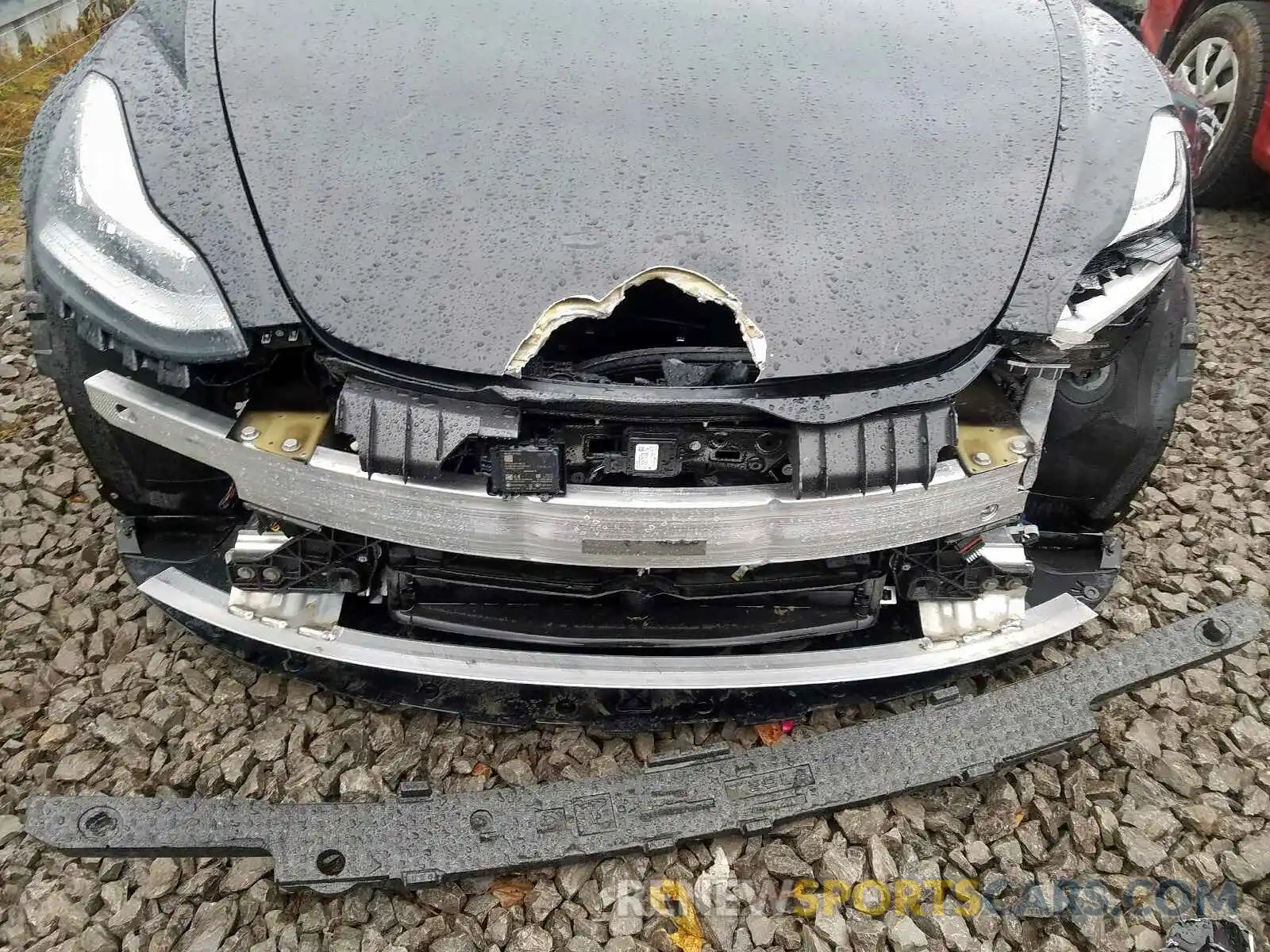 9 Photograph of a damaged car 5YJ3E1EA4KF329357 TESLA MODEL 3 2019