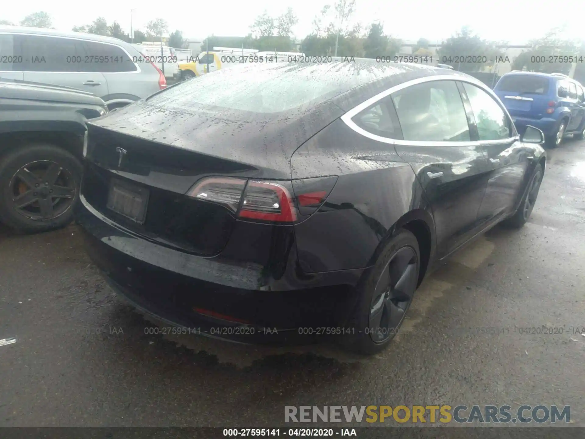 4 Photograph of a damaged car 5YJ3E1EA4KF395729 TESLA MODEL 3 2019