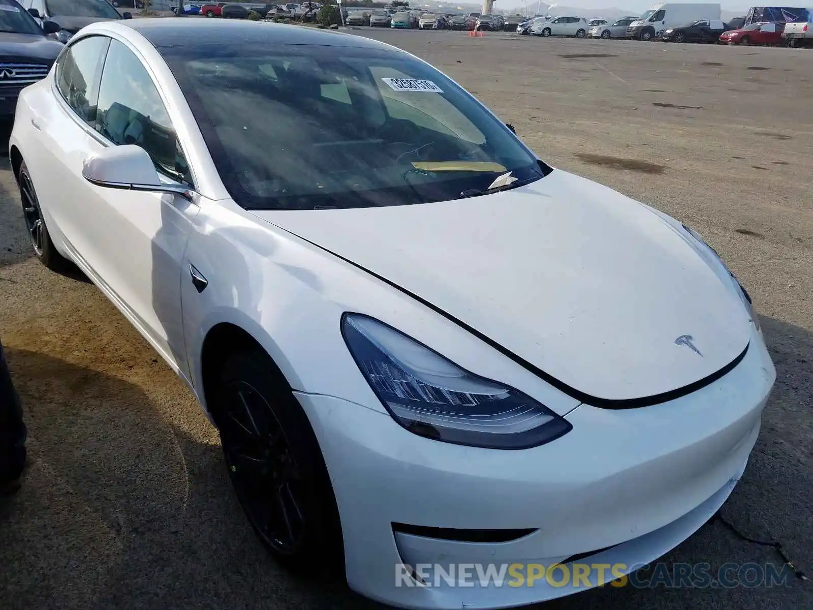 1 Photograph of a damaged car 5YJ3E1EA4KF401447 TESLA MODEL 3 2019