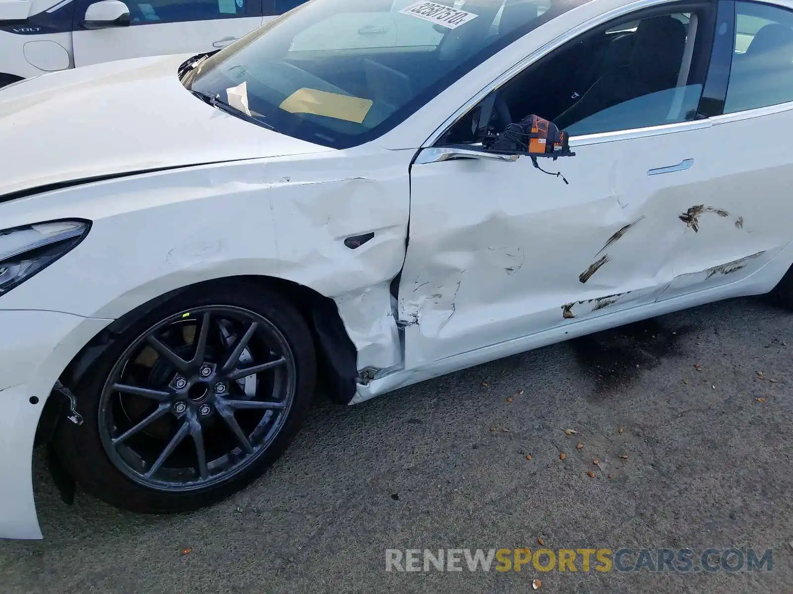 9 Photograph of a damaged car 5YJ3E1EA4KF401447 TESLA MODEL 3 2019