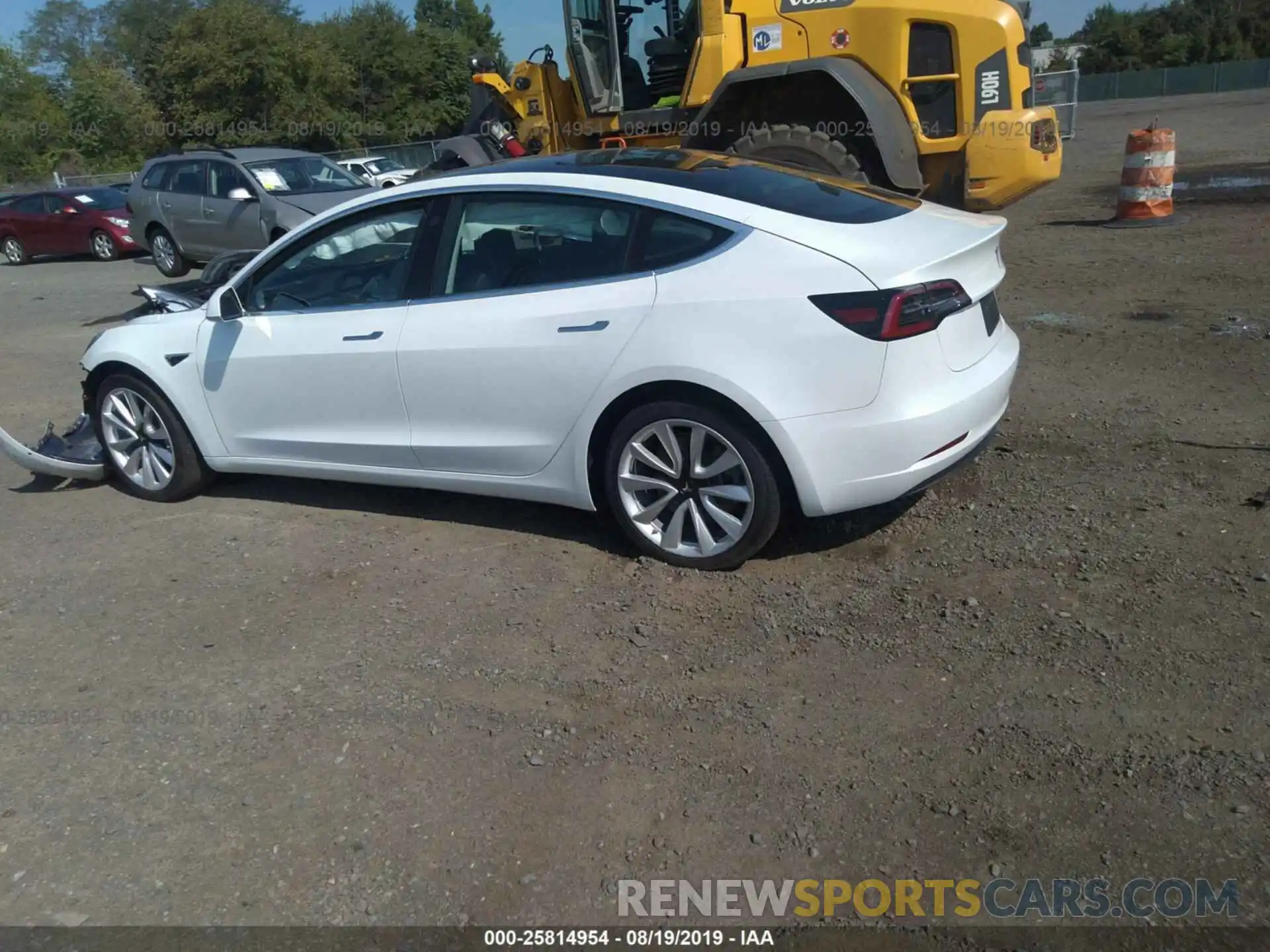 3 Photograph of a damaged car 5YJ3E1EA4KF402498 TESLA MODEL 3 2019