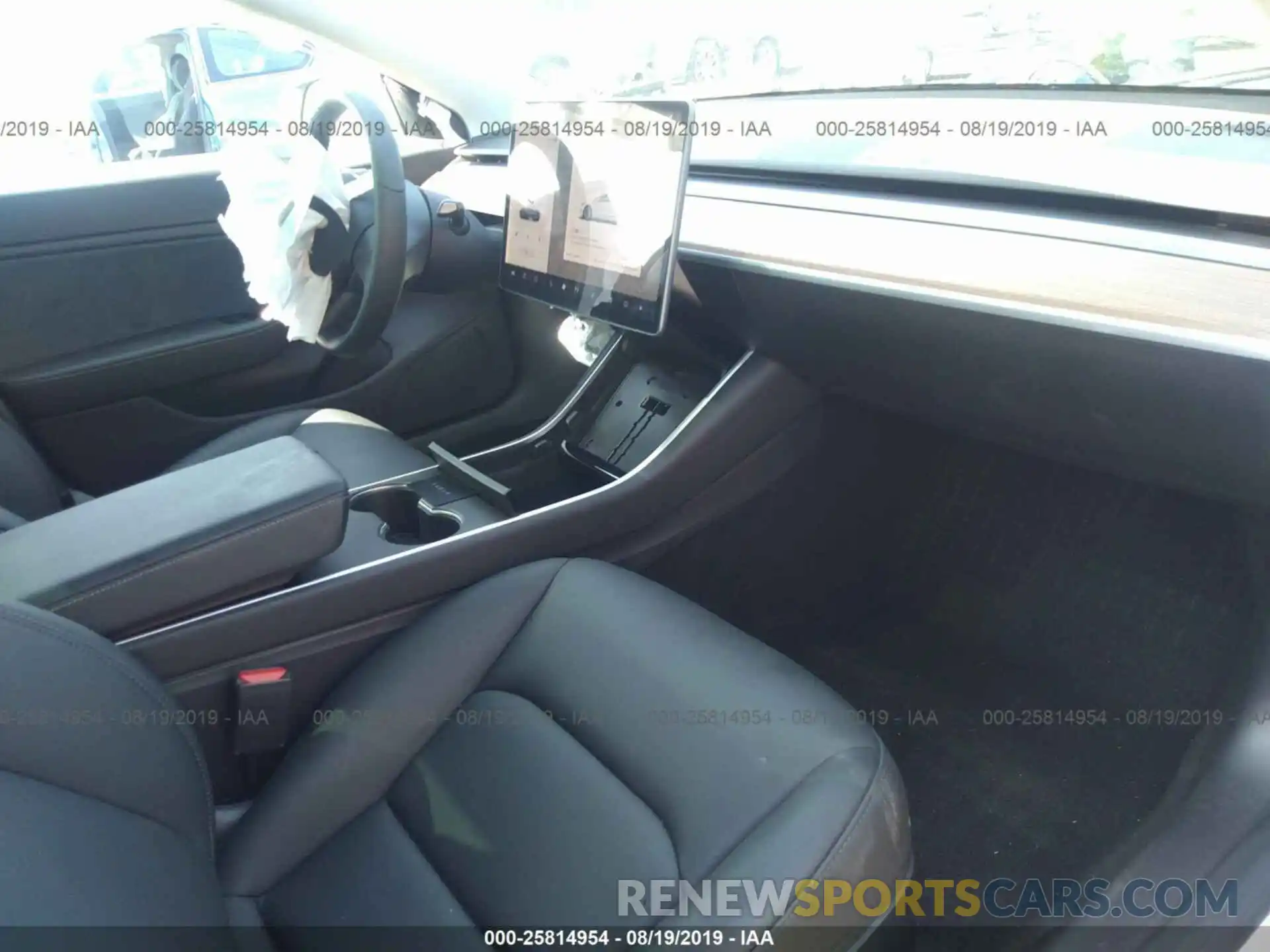 5 Photograph of a damaged car 5YJ3E1EA4KF402498 TESLA MODEL 3 2019