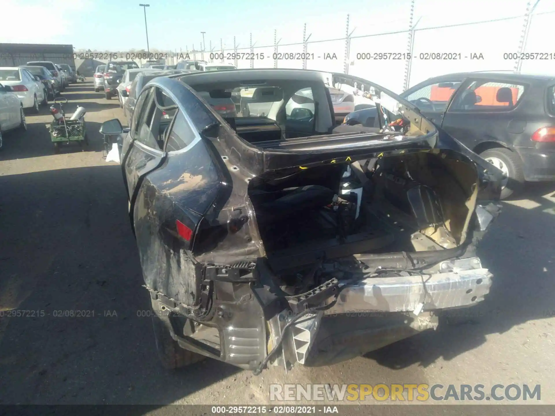 6 Фотография поврежденного автомобиля 5YJ3E1EA4KF409807 TESLA MODEL 3 2019
