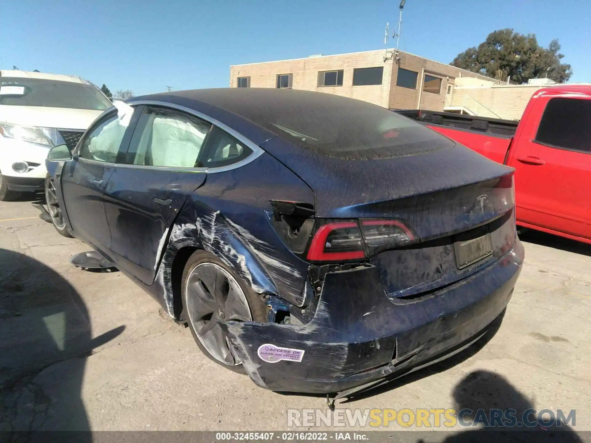 3 Photograph of a damaged car 5YJ3E1EA4KF411914 TESLA MODEL 3 2019