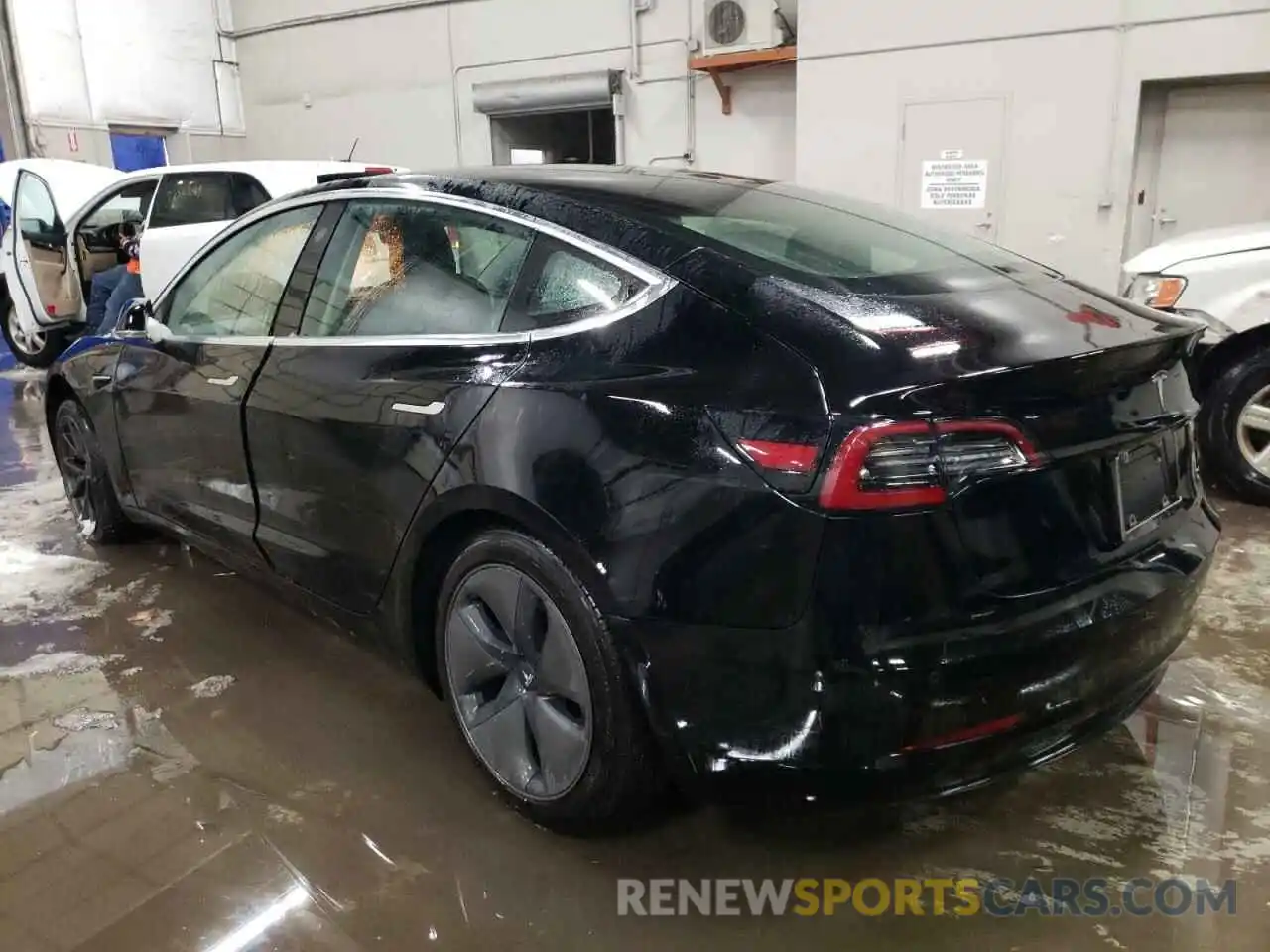 3 Photograph of a damaged car 5YJ3E1EA4KF415834 TESLA MODEL 3 2019