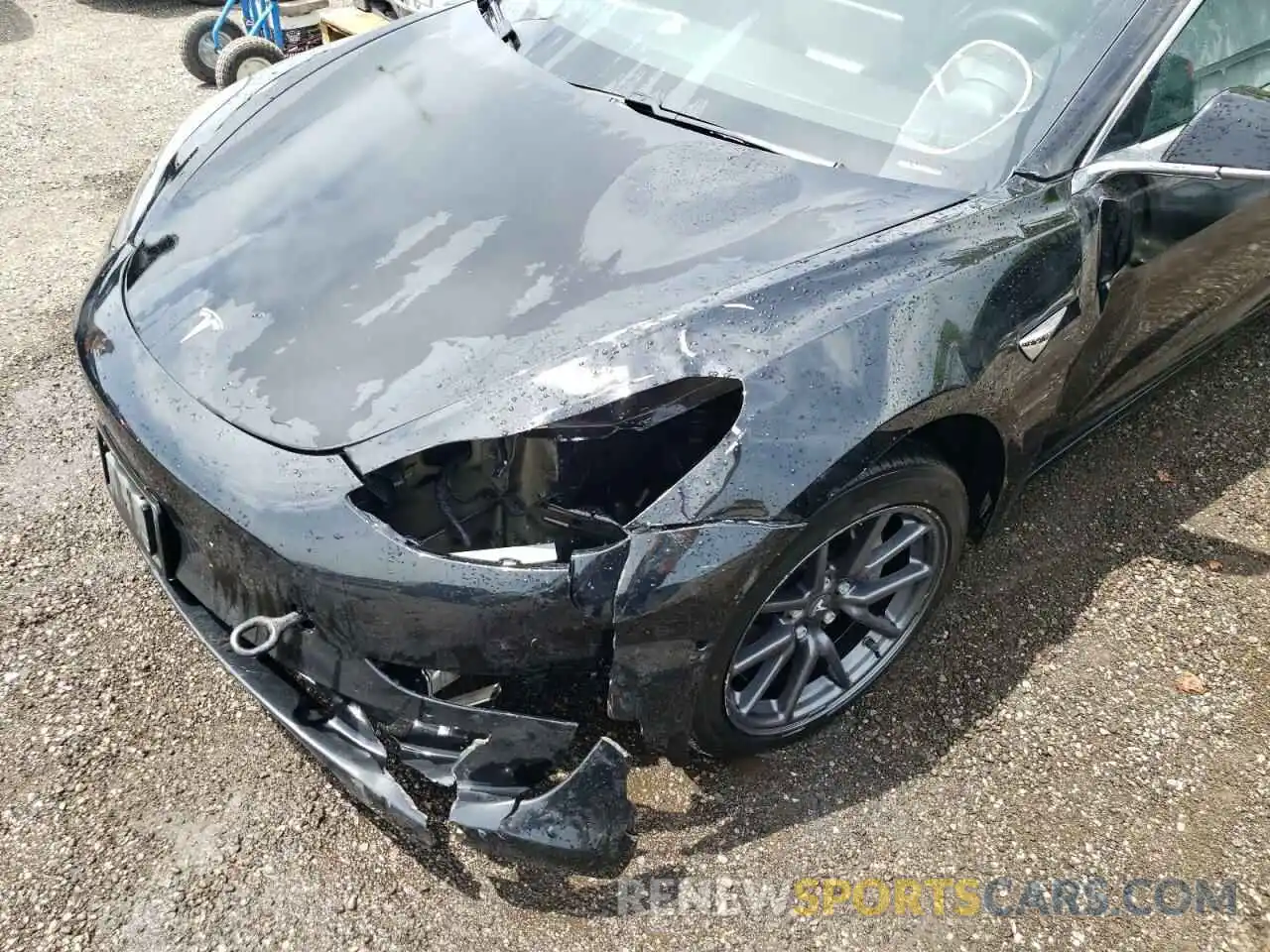 9 Photograph of a damaged car 5YJ3E1EA4KF418698 TESLA MODEL 3 2019