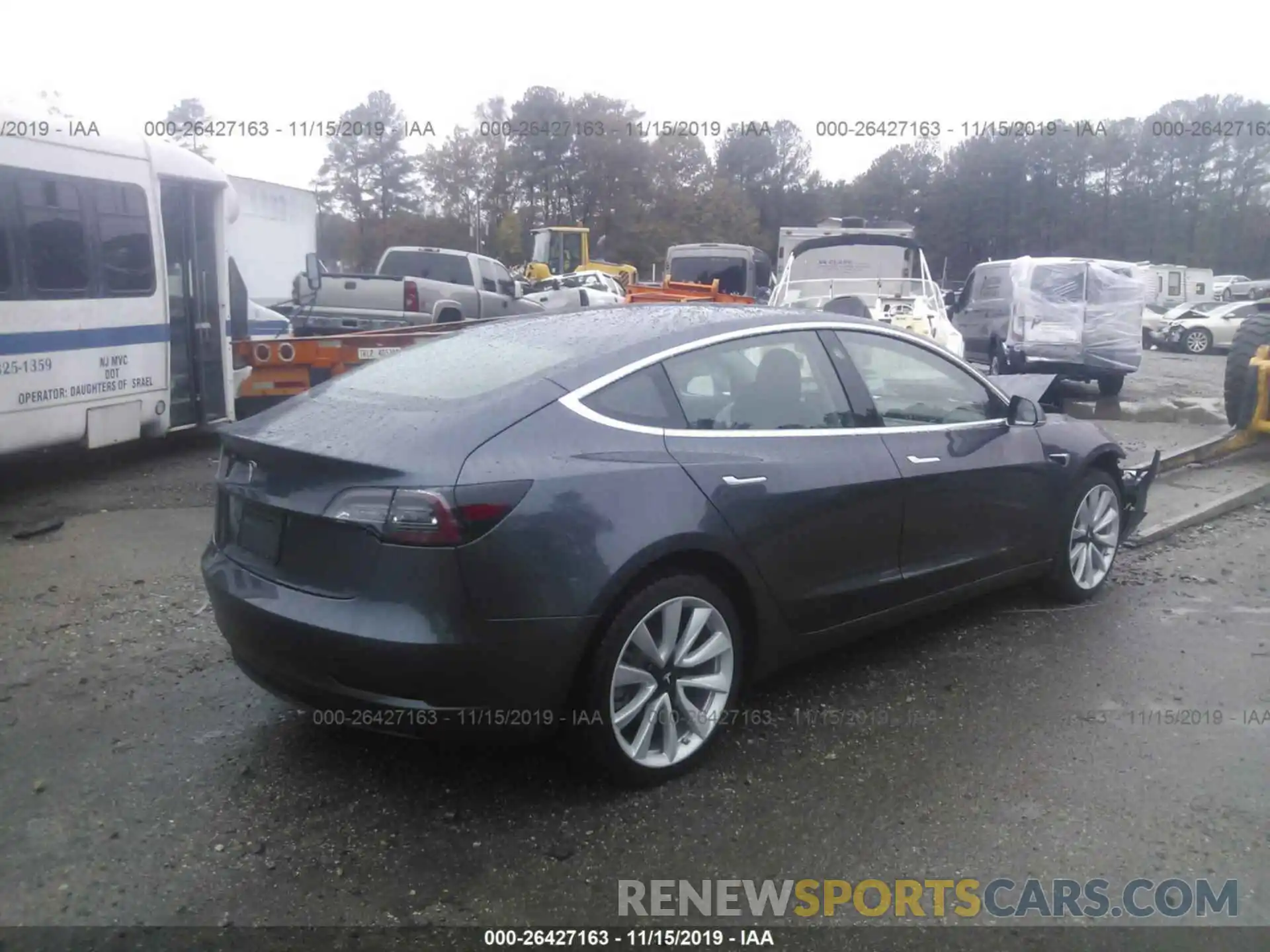 4 Photograph of a damaged car 5YJ3E1EA4KF425439 TESLA MODEL 3 2019