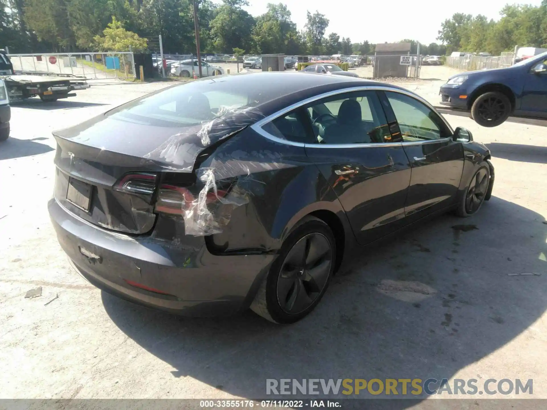 4 Фотография поврежденного автомобиля 5YJ3E1EA4KF427014 TESLA MODEL 3 2019