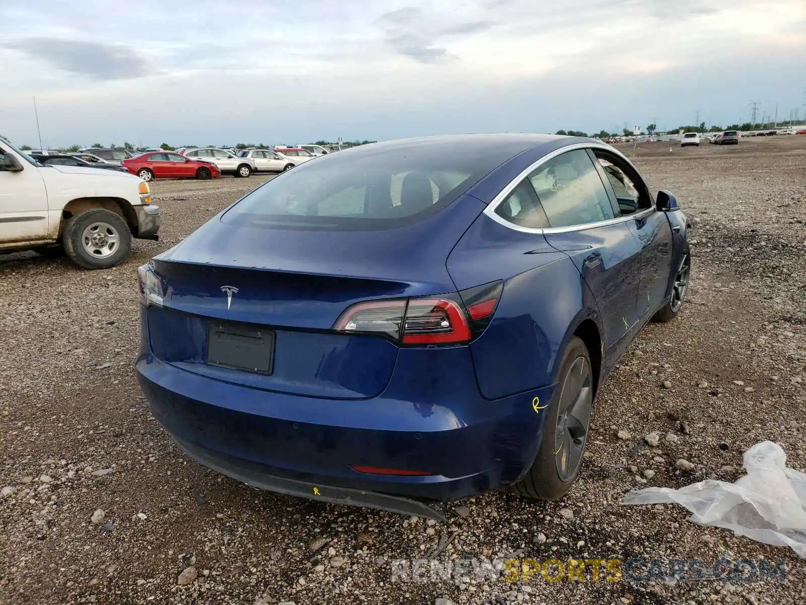 4 Photograph of a damaged car 5YJ3E1EA4KF427126 TESLA MODEL 3 2019