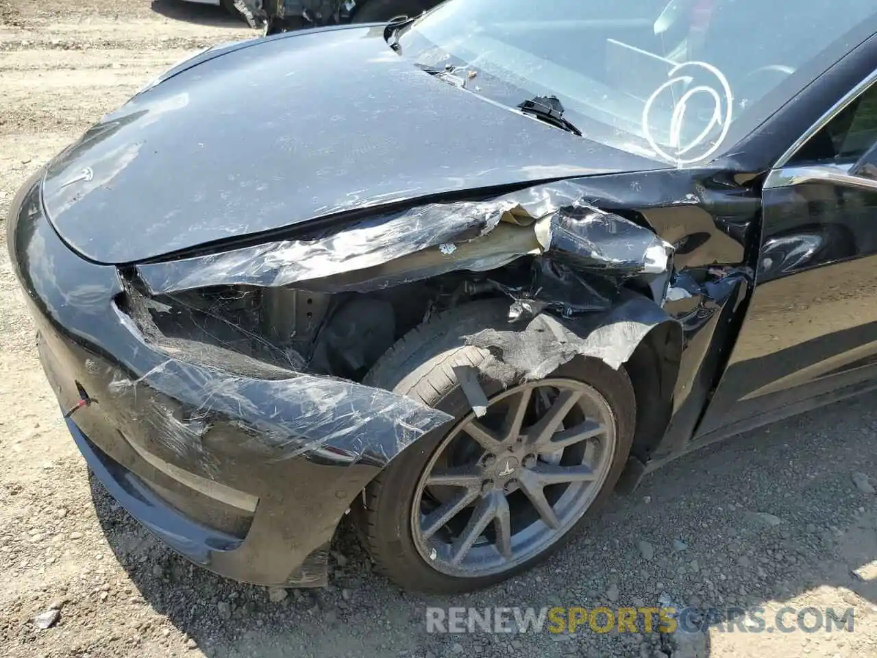 9 Photograph of a damaged car 5YJ3E1EA4KF428888 TESLA MODEL 3 2019