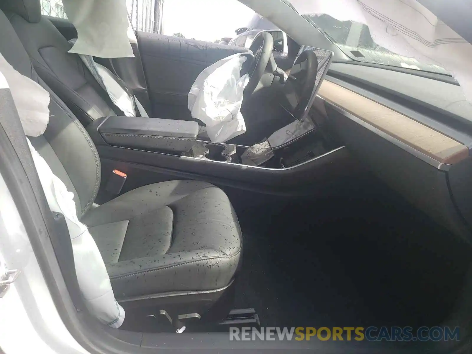 5 Photograph of a damaged car 5YJ3E1EA4KF430690 TESLA MODEL 3 2019