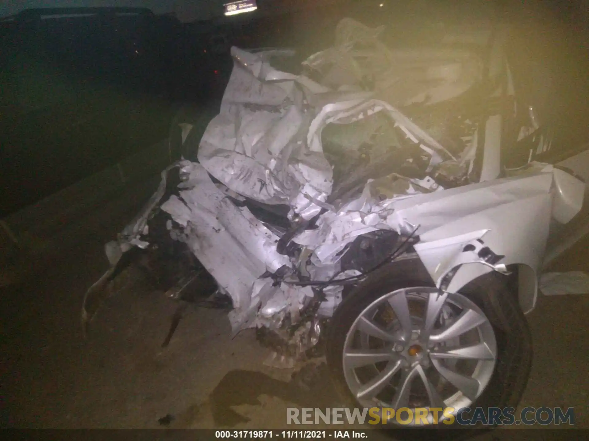 10 Photograph of a damaged car 5YJ3E1EA4KF447814 TESLA MODEL 3 2019