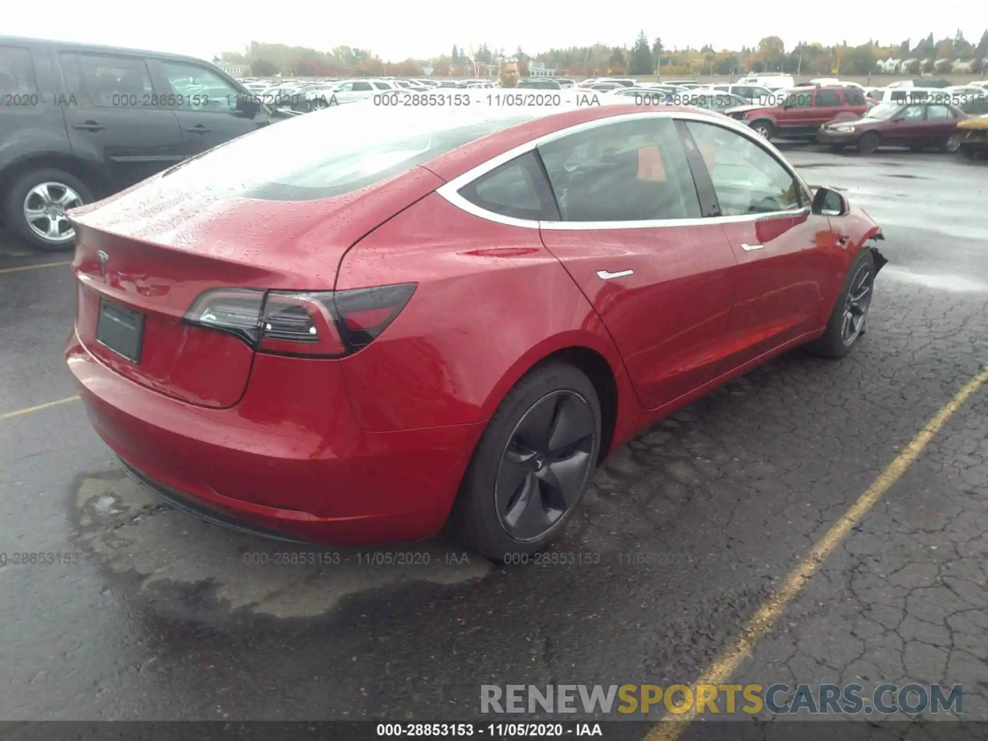 4 Photograph of a damaged car 5YJ3E1EA4KF464032 TESLA MODEL 3 2019