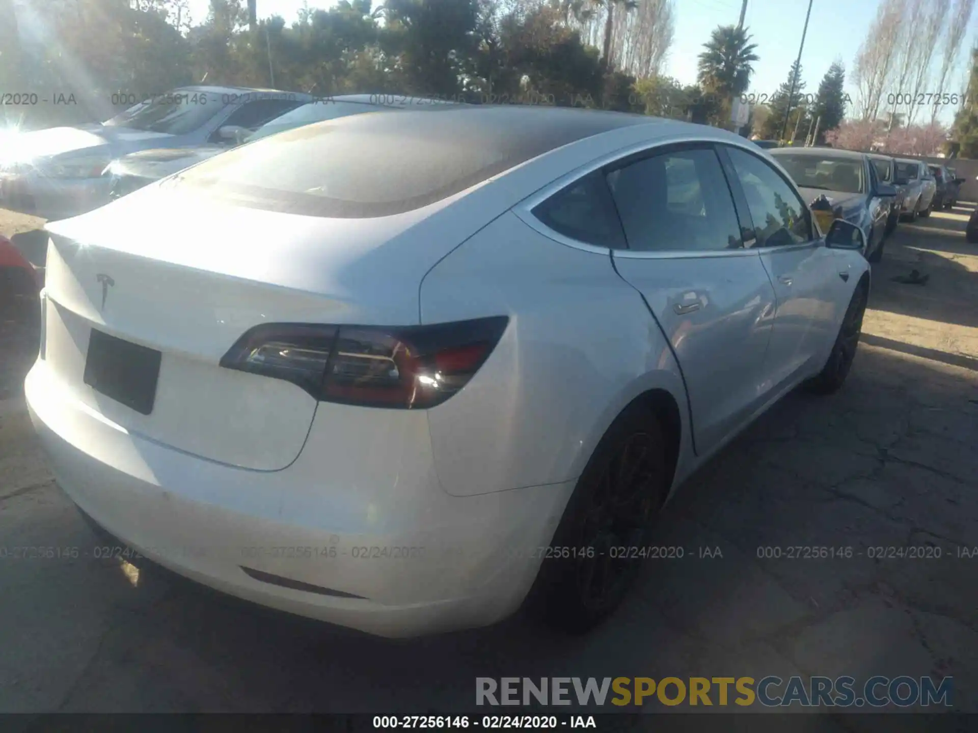 4 Photograph of a damaged car 5YJ3E1EA4KF466685 TESLA MODEL 3 2019