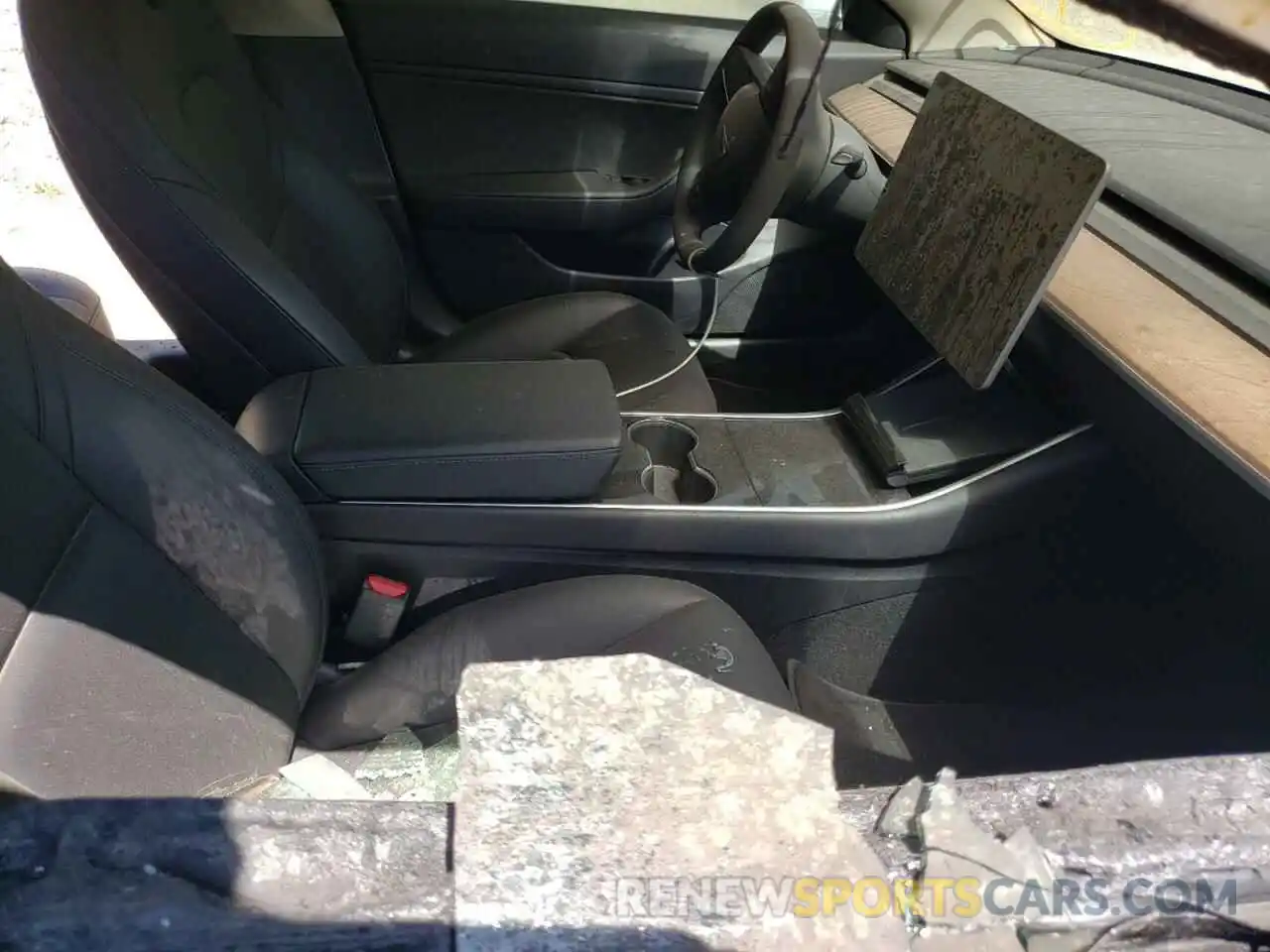 5 Photograph of a damaged car 5YJ3E1EA4KF483566 TESLA MODEL 3 2019